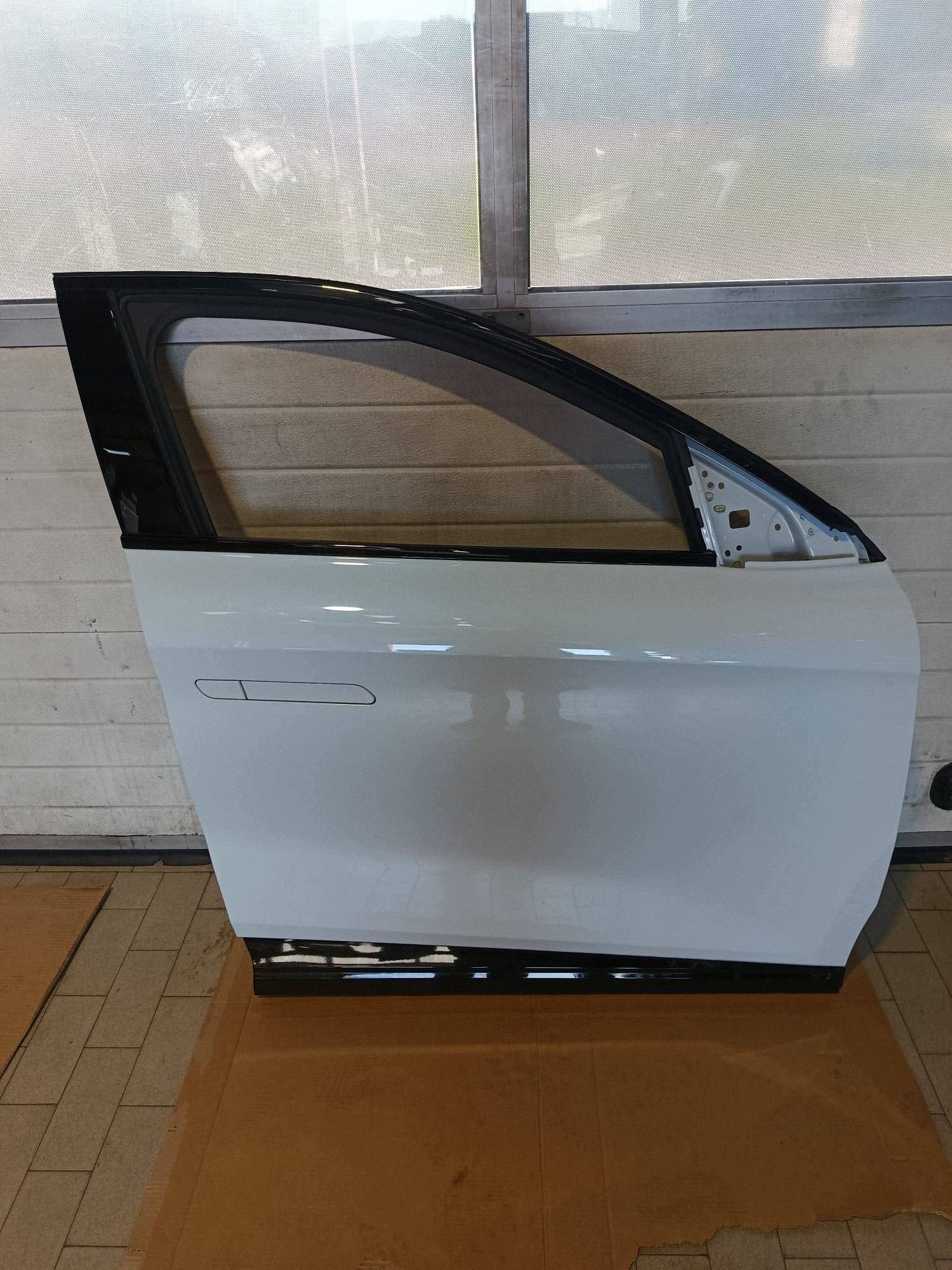 door front front side right Alpine A390 TEQPC PERLA