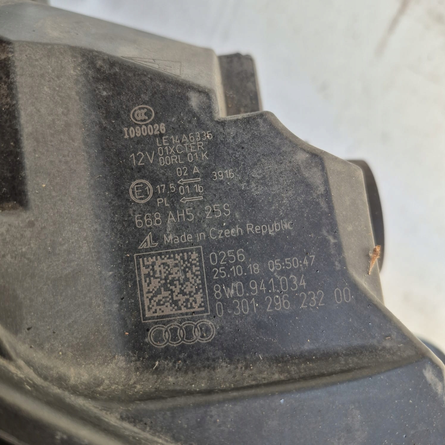 AUDI A4 B9 8W0 15-19 light right front front FULL LED 8W0941034