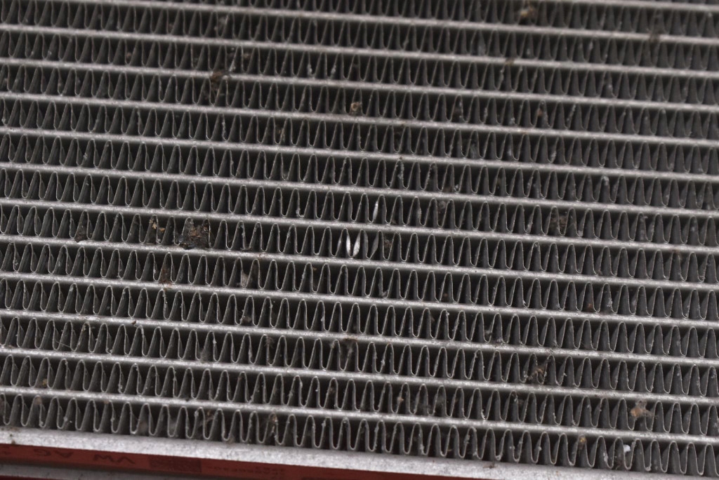 Kühler Wasserkühler 4KE121251B AUDI E-TRON 55 408 KM 18-21