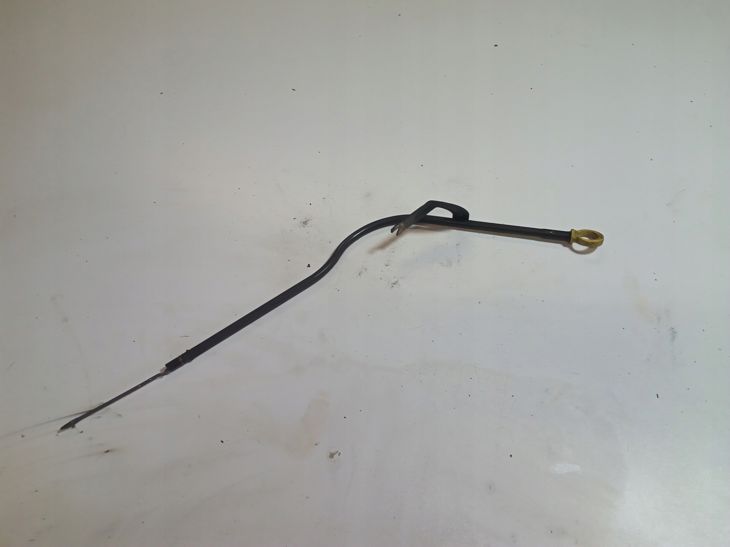 DODGE CHALLENGER 2015 + 5.7 V8 масляный щуп