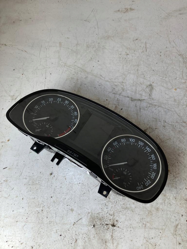 SKODA FABIA III 1.4 tdi спидометр 6V0920741