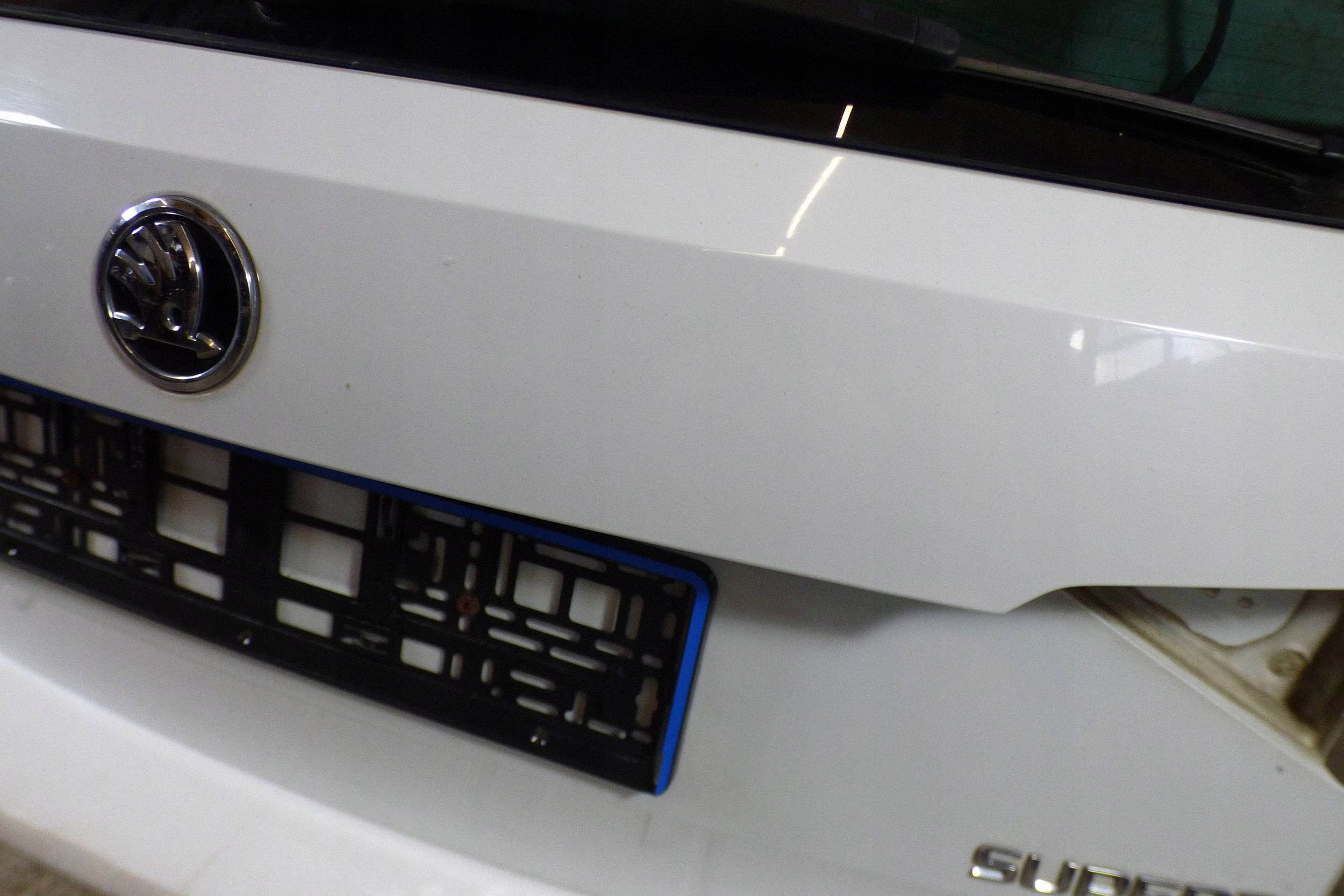trunk door boot st.BDB ORYG.LAKIER LF9E SKODA SUPERB III KOMBI