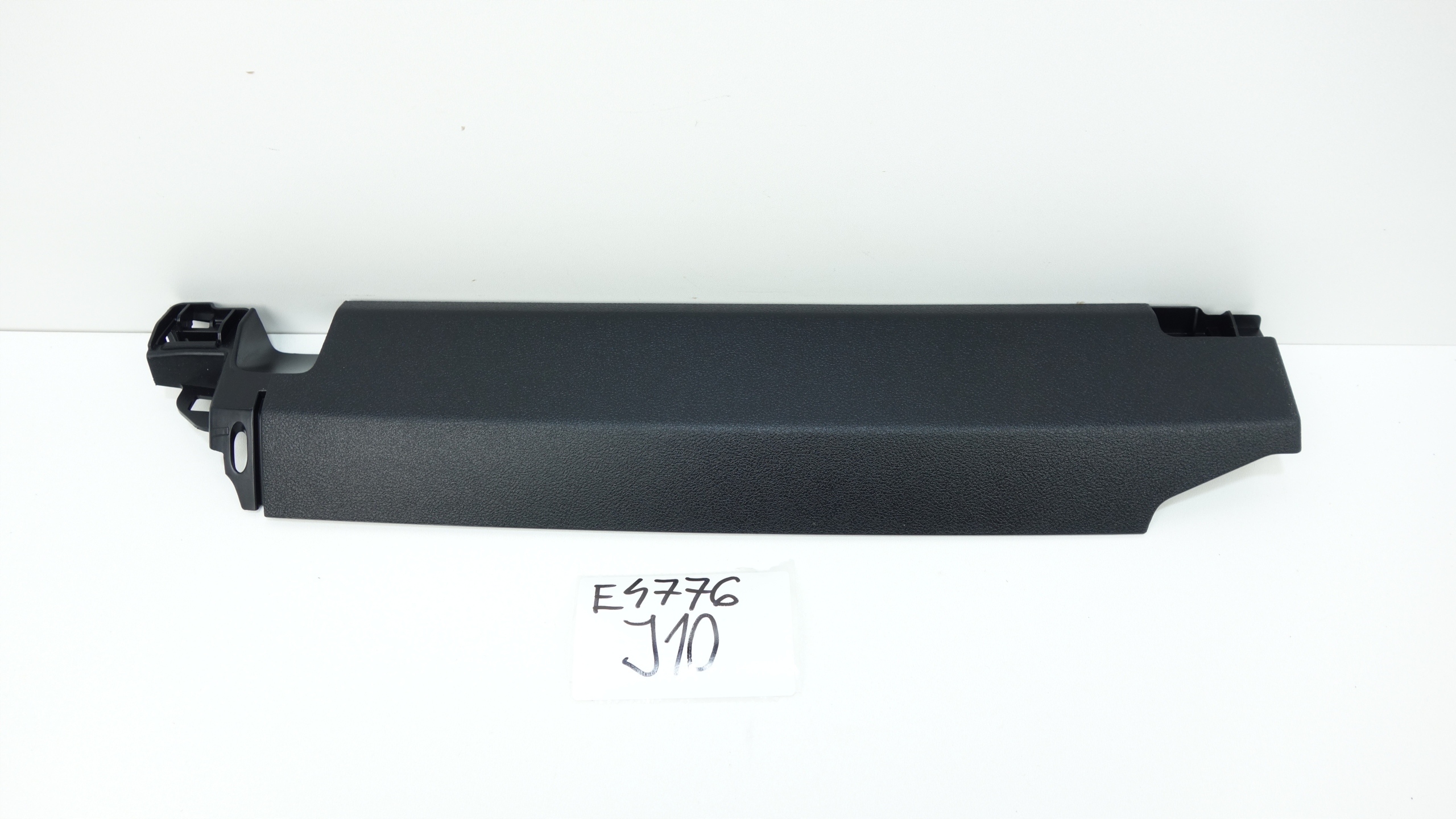 kryt obal sedačka pravá BMW X5 G05 2018- 7471006