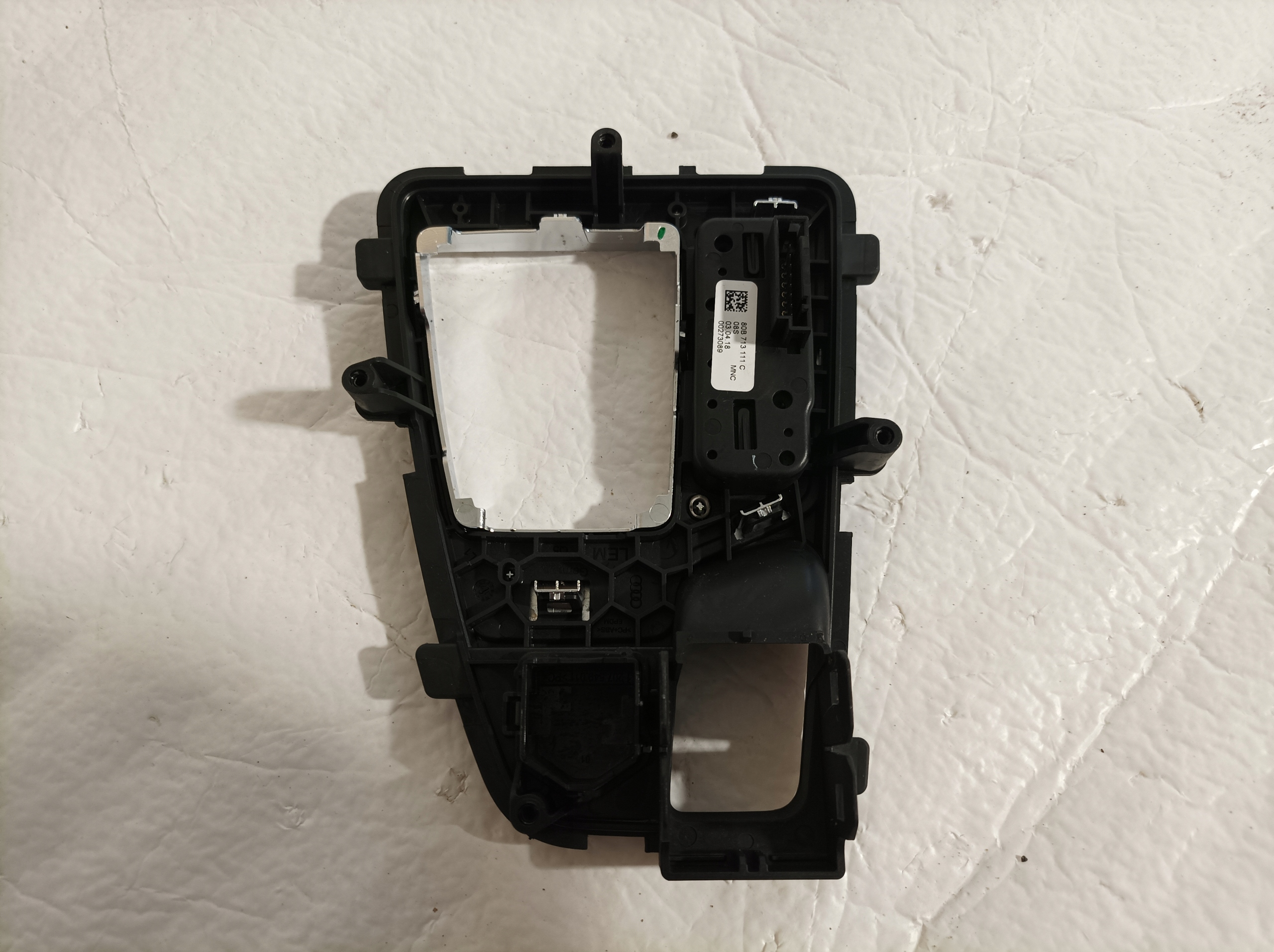AUDI Q5 II RAHMEN PANEL Schalt getriebe 80B713111C