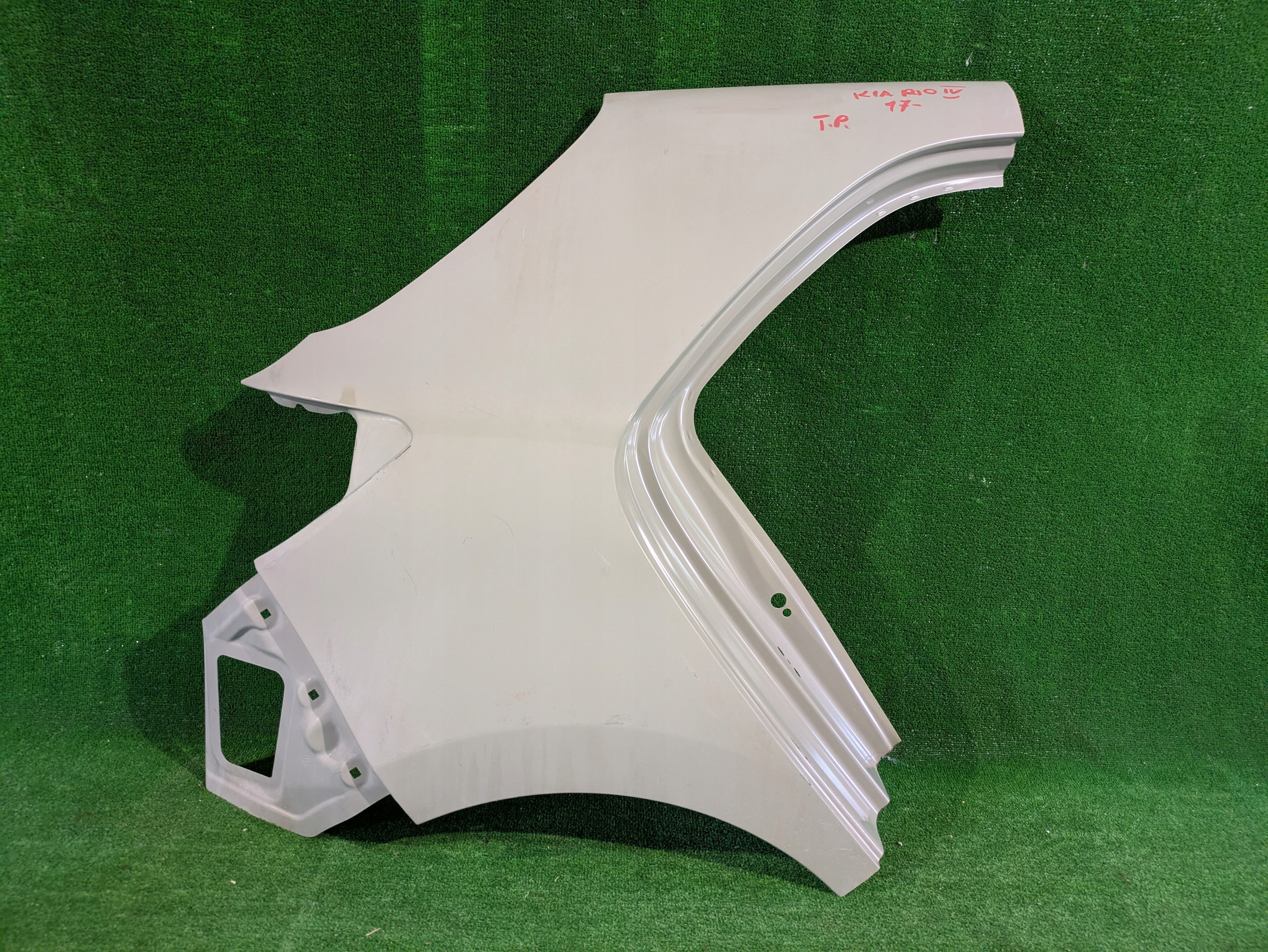 parafango posteriore posteriore Destra RENAULT CLIO IV 17