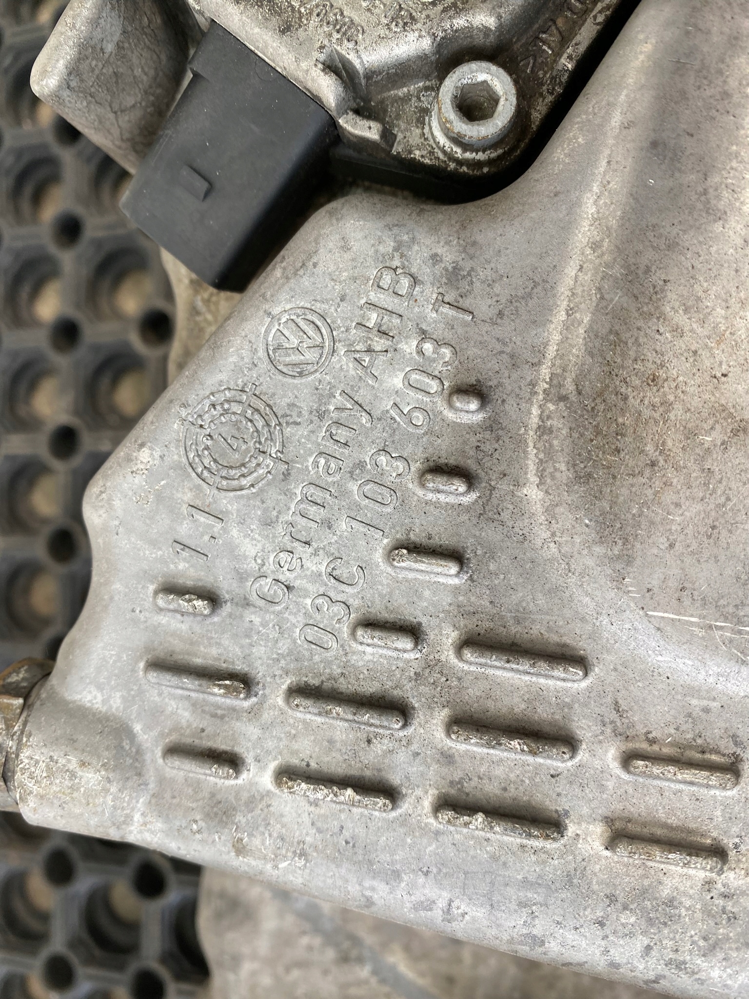 VW AUDI SEAT 08-14 1.4 TSI Ölwanne + Sensor 03C103603T 1J0907660C
