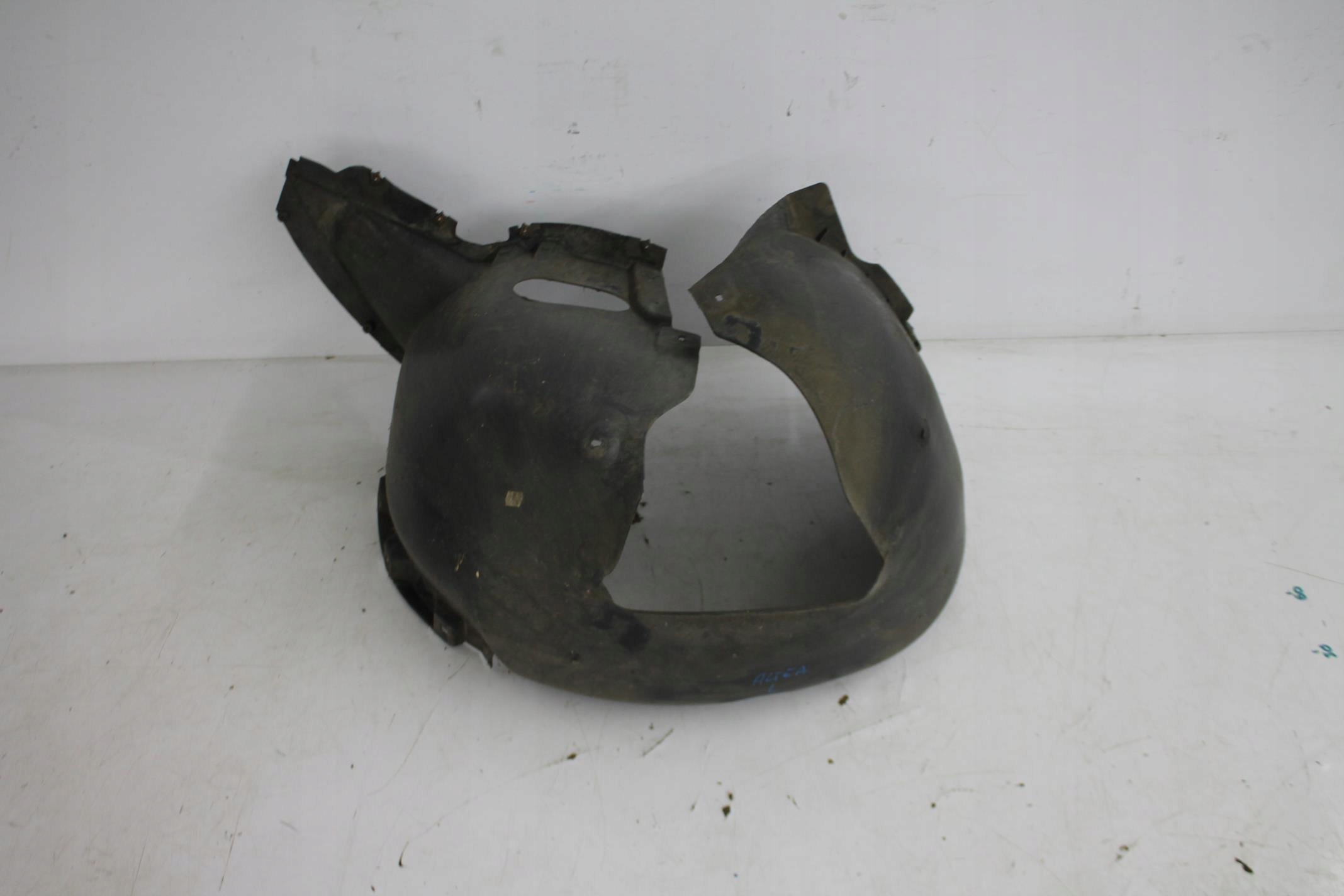 mudguard left front front SEAT ALTEA 04-15