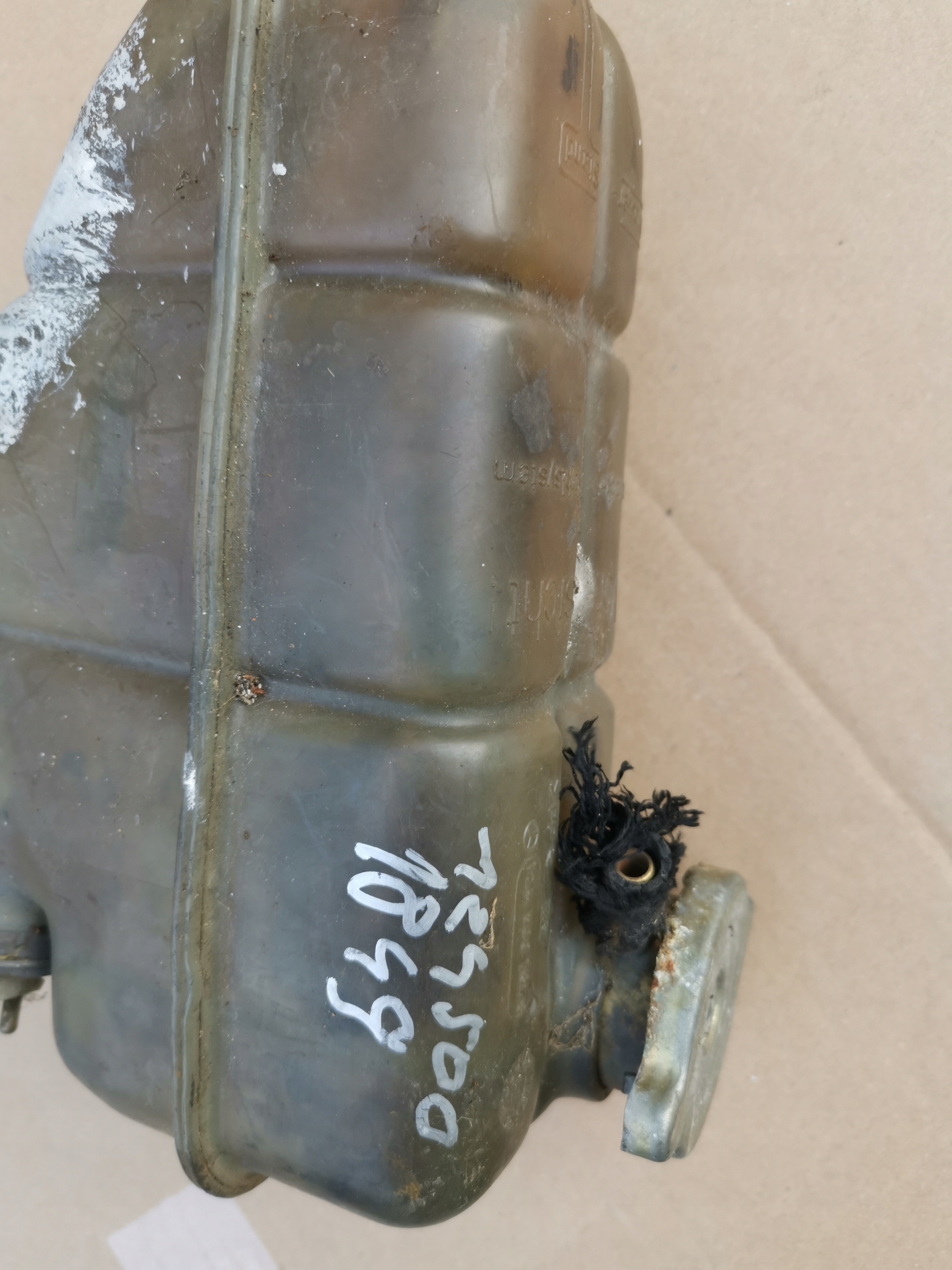 MERCEDES W124 water tank 3,0td