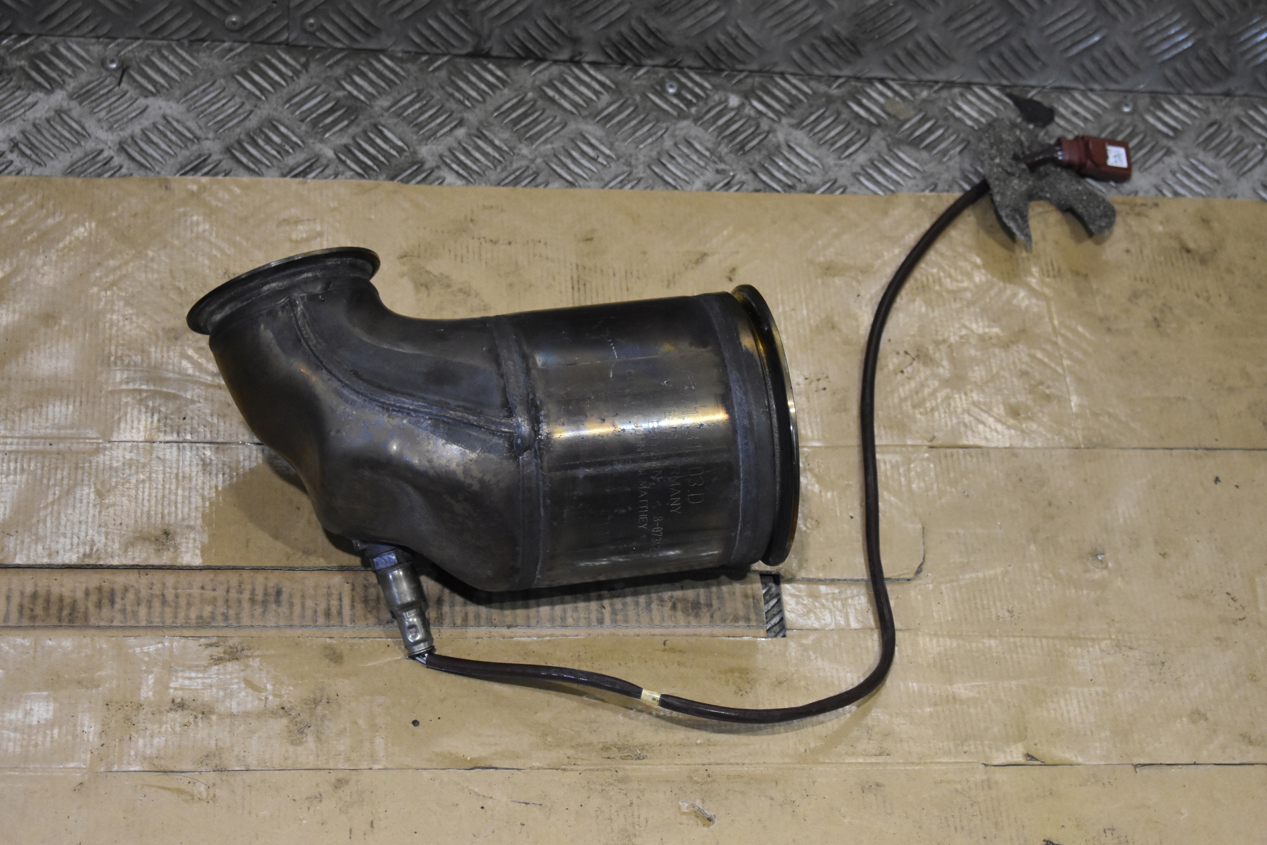 IDEALNY catalyst left PORSCHE PANAMERA 971 TURBO 1 9