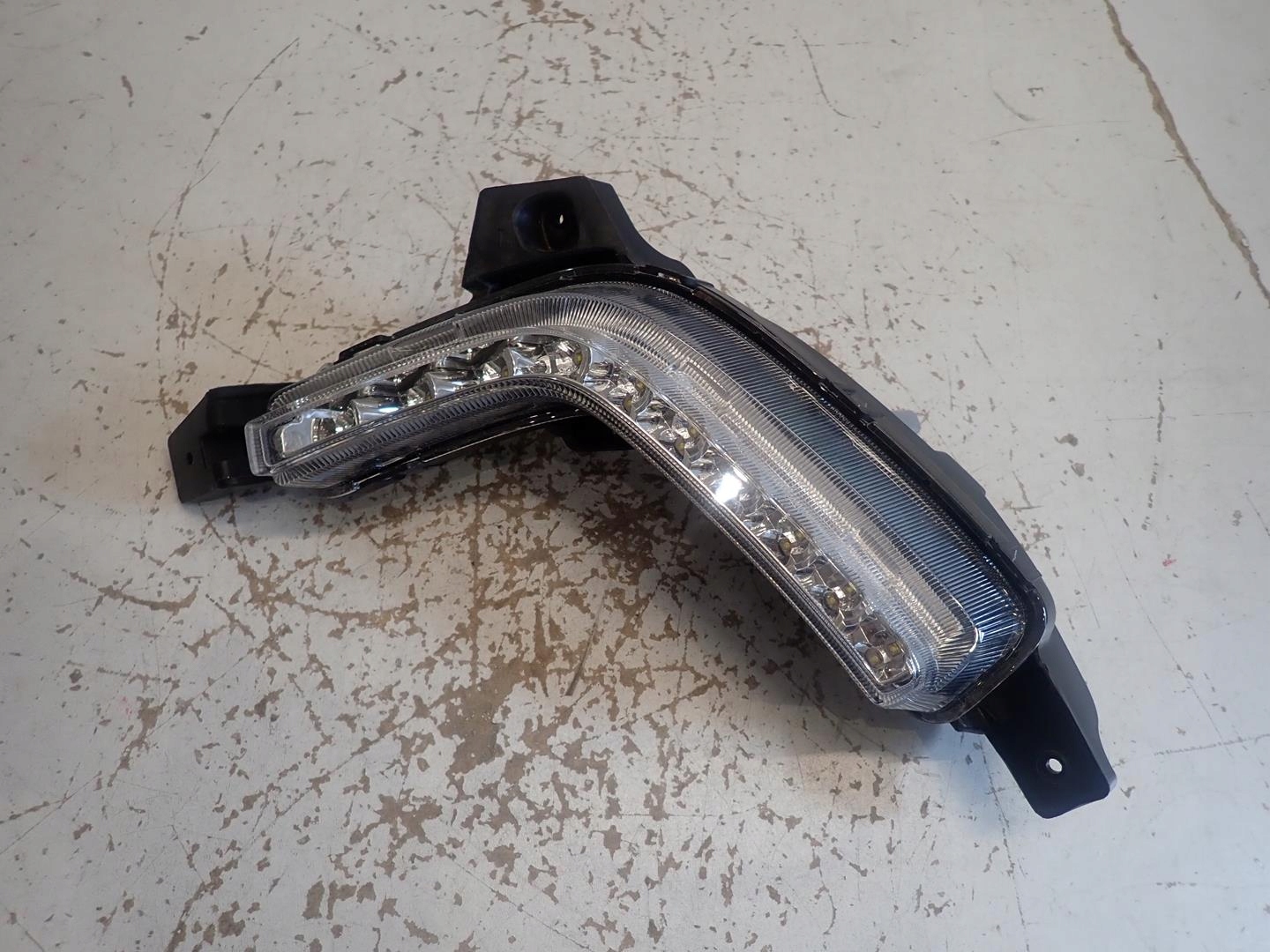 fog light left HYUNDAI I10 II 2014