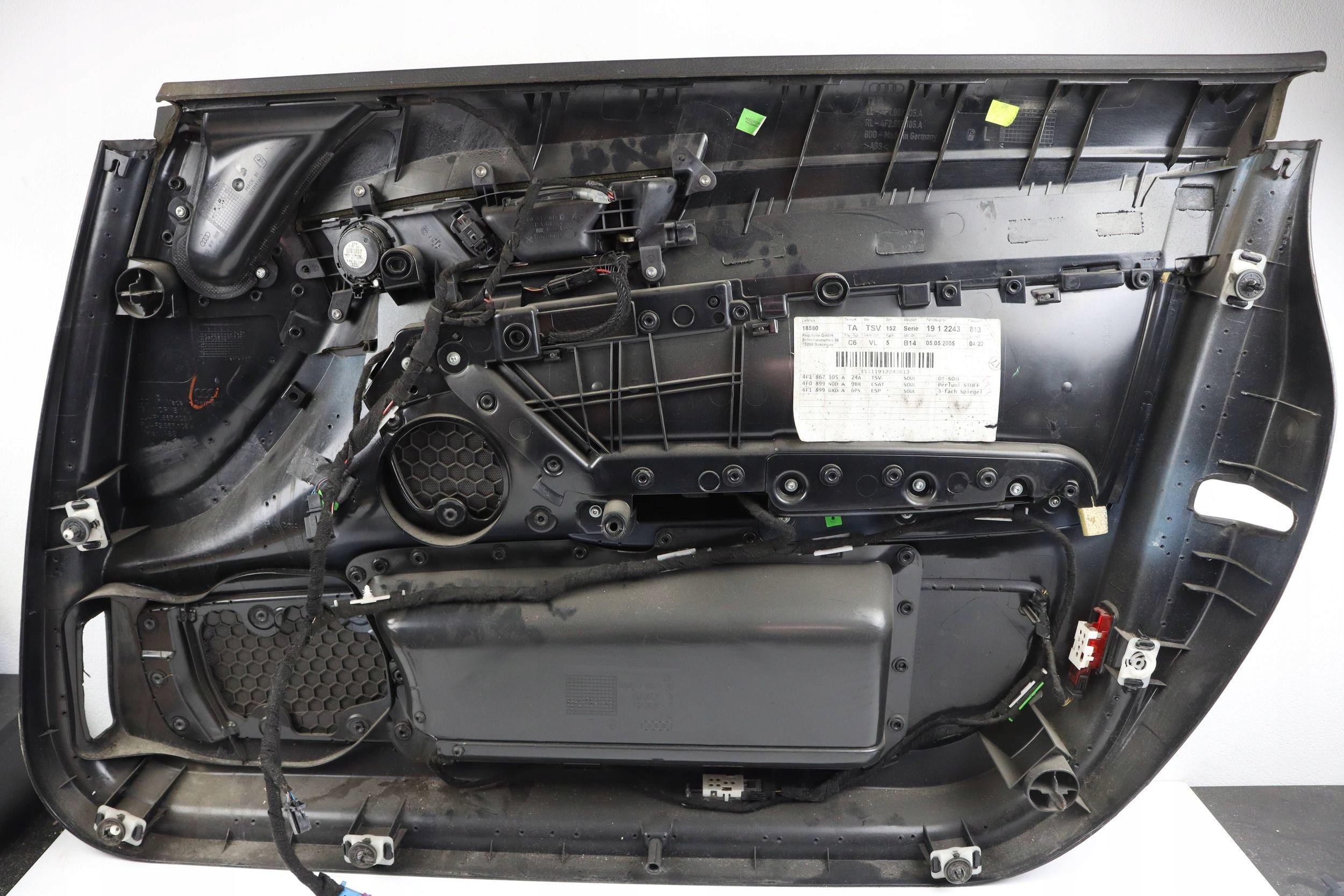 AUDI A6 C6 side upholstery door left front front 4F1867105A EUROPA