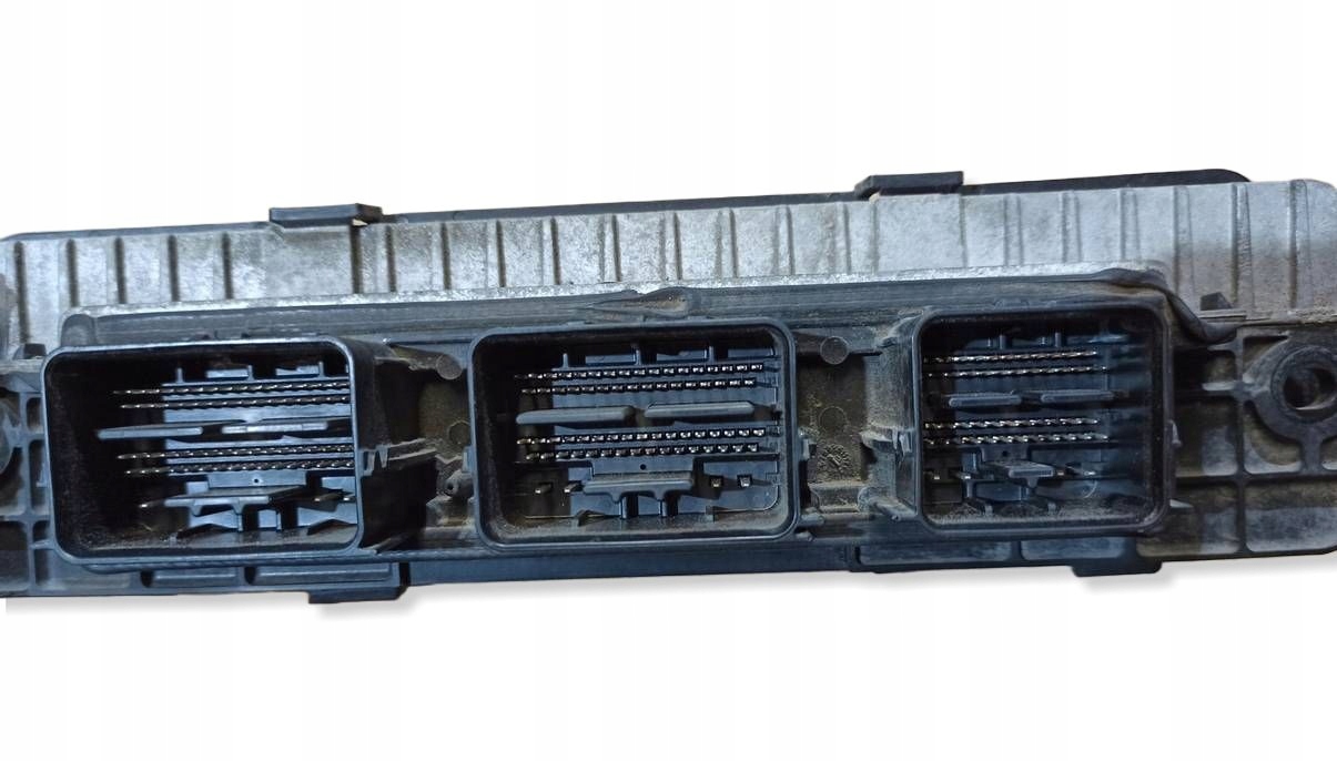 computer control unit of the engine ECU Ford F150 F-150 5.0 4x4 2011-2014