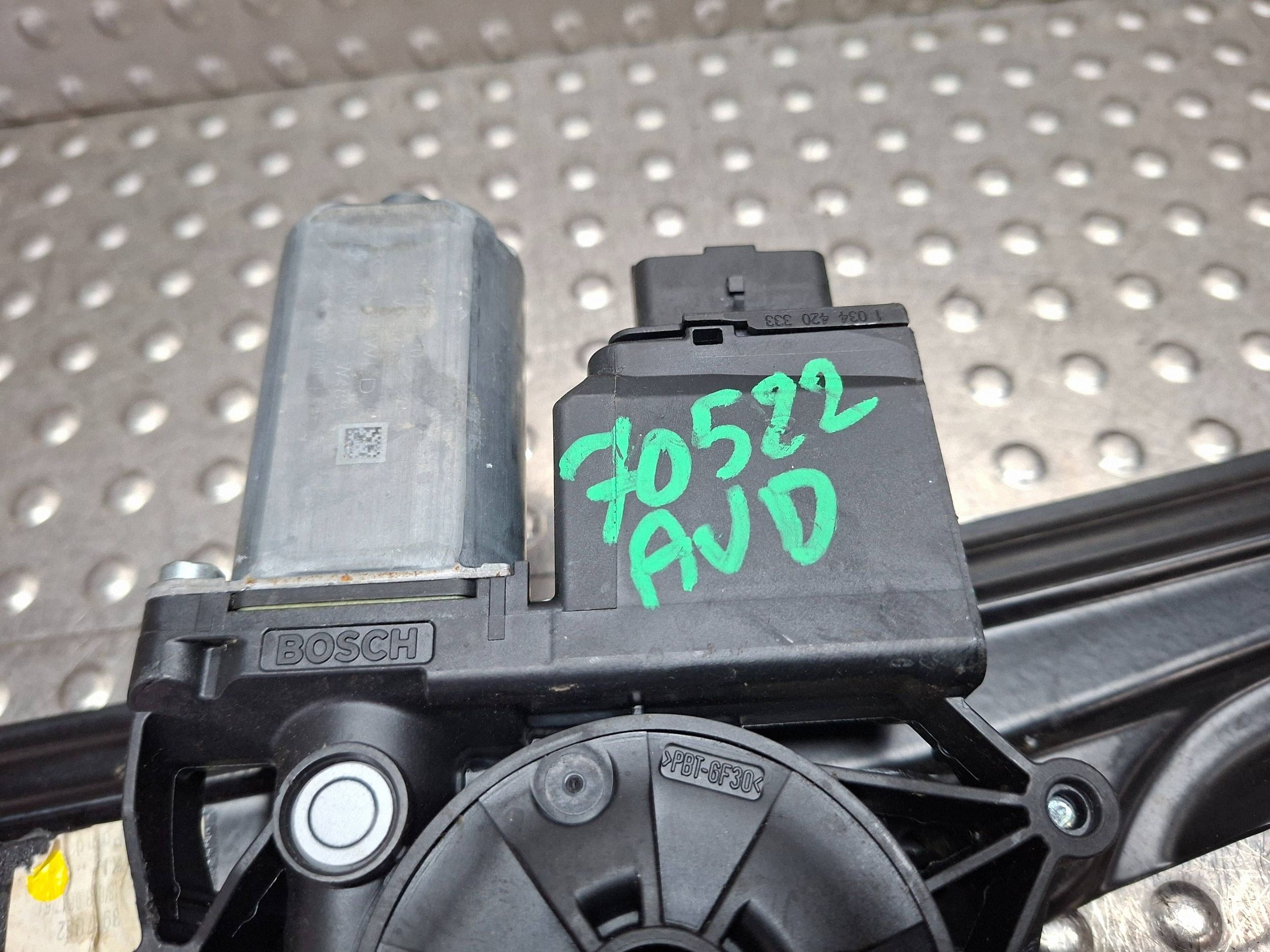 window regulator rear right 0130824078 CITROEN C3 AIRCROSS 2016