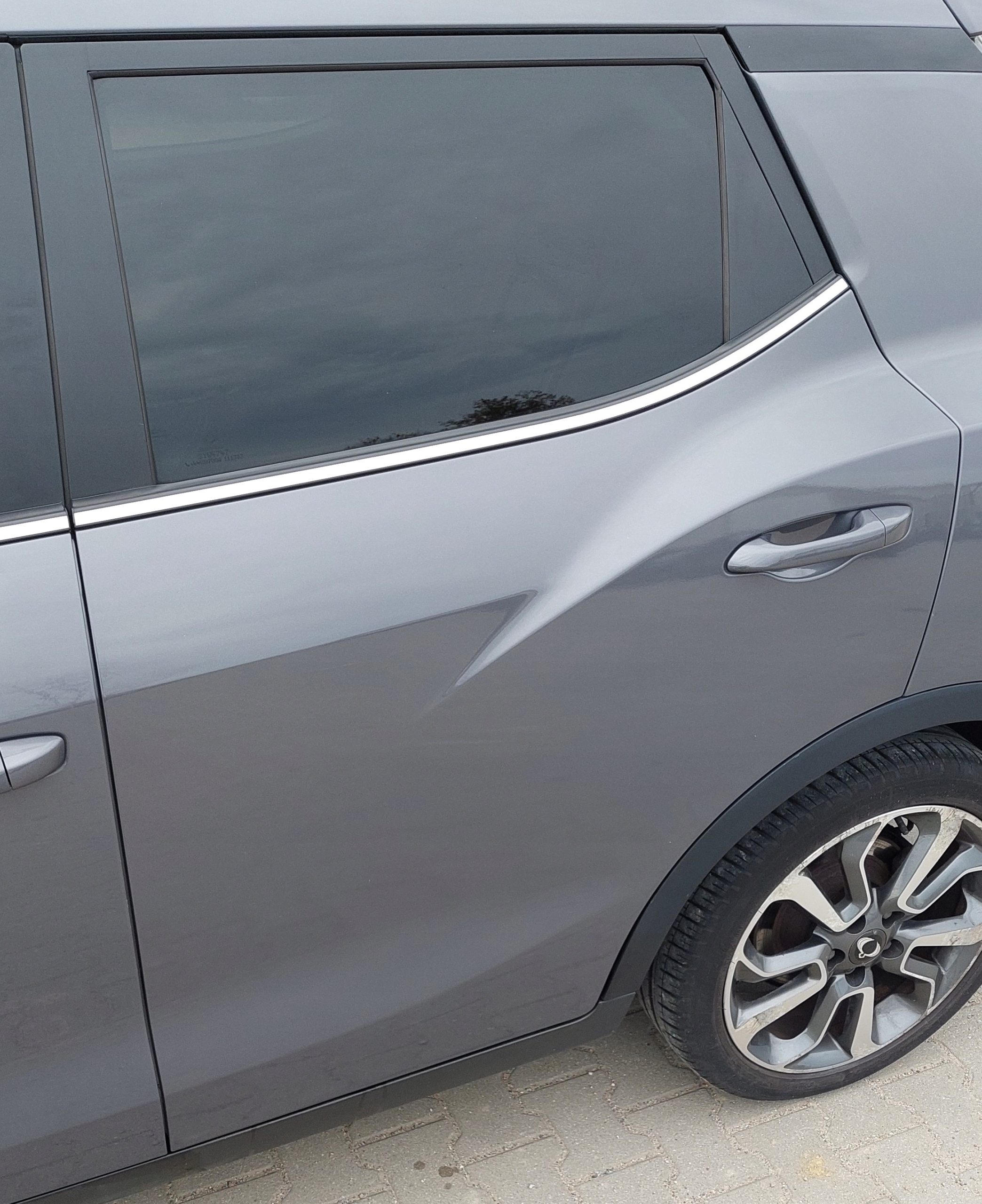 door rear part left rear. left SSANGYONG TIVOLI ACT