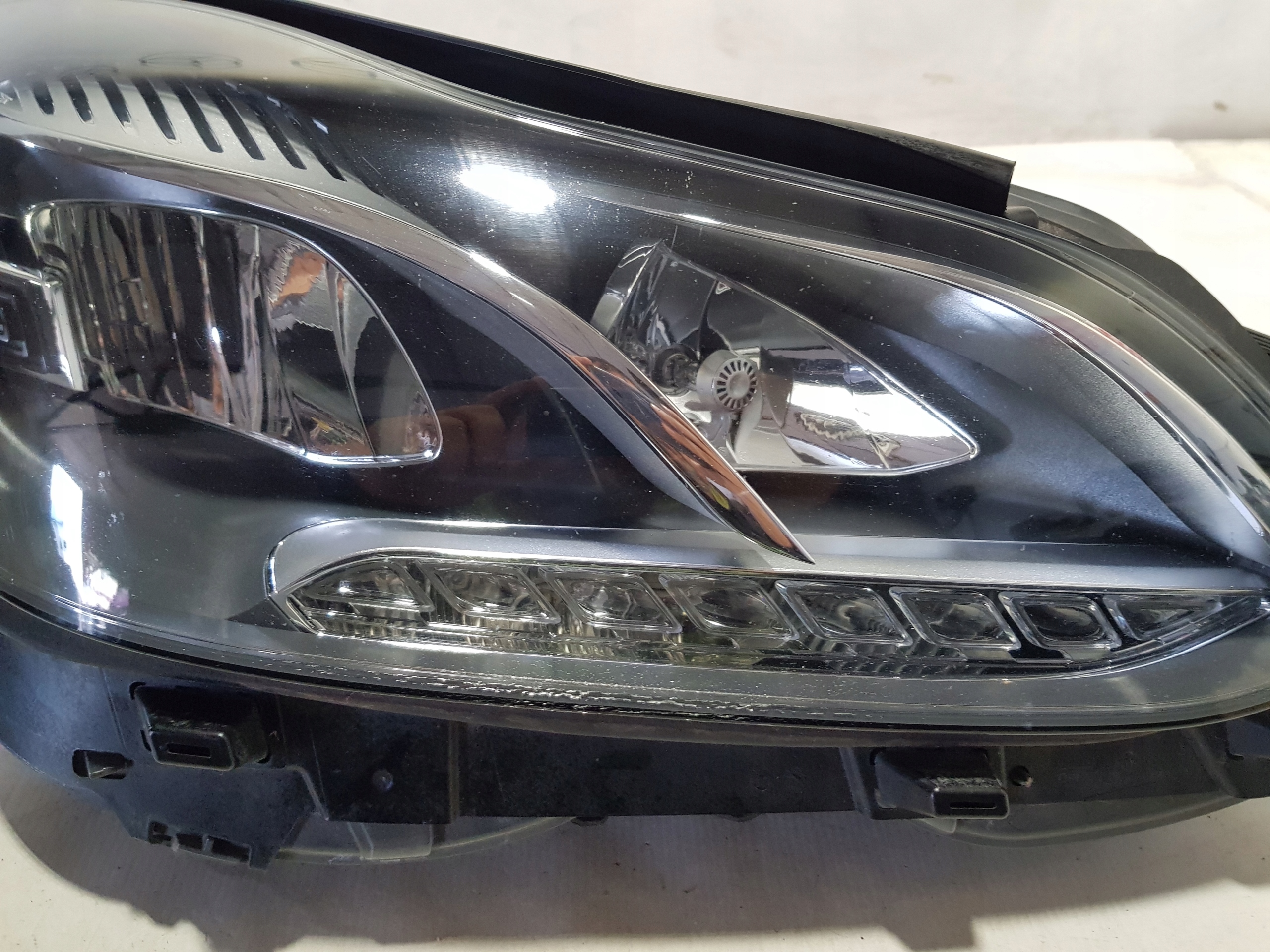 light LED right front MERCEDES W212 LIFT complete