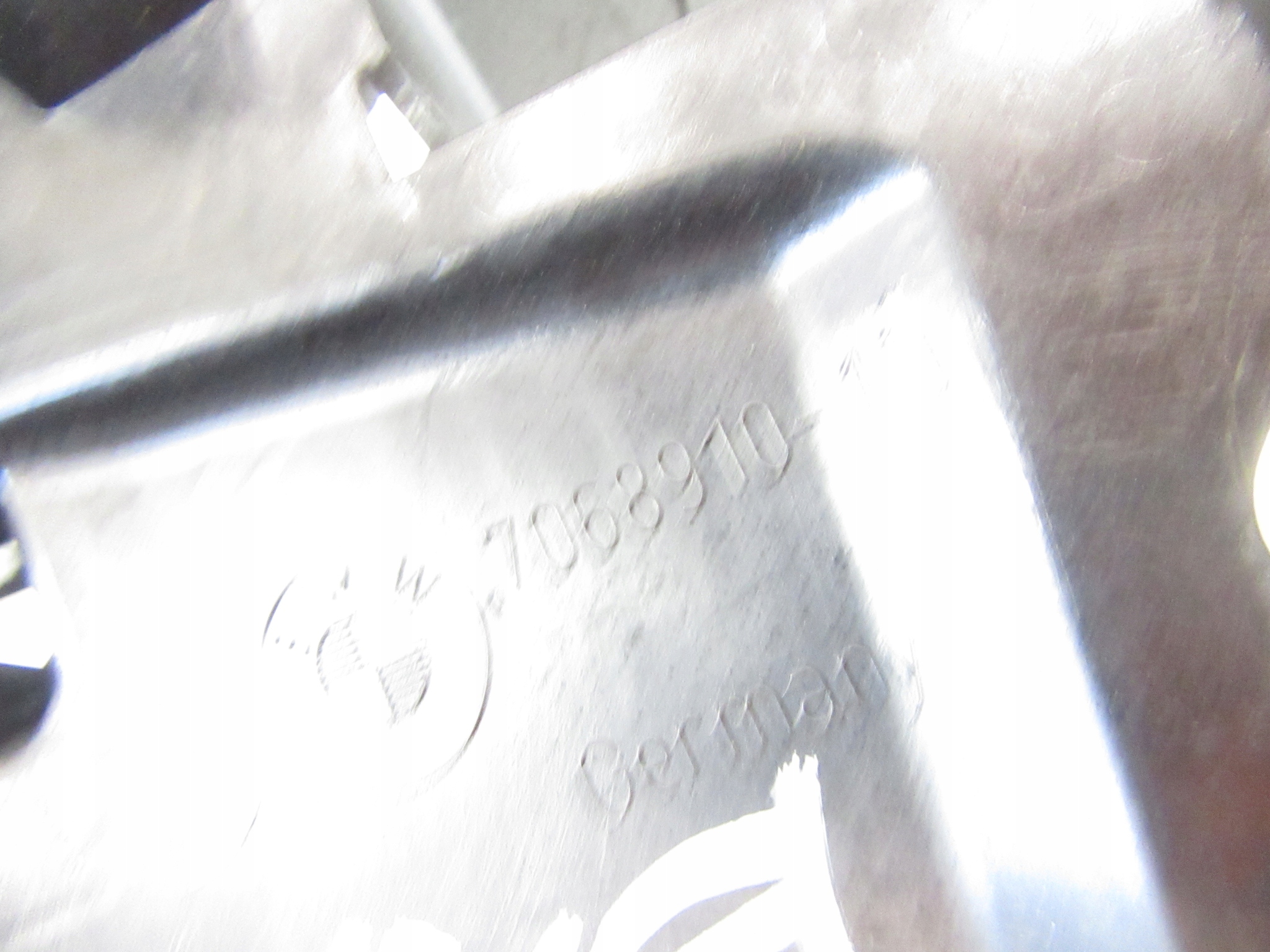 moulding cover grid bracket boot right BMW e91 KOMBI