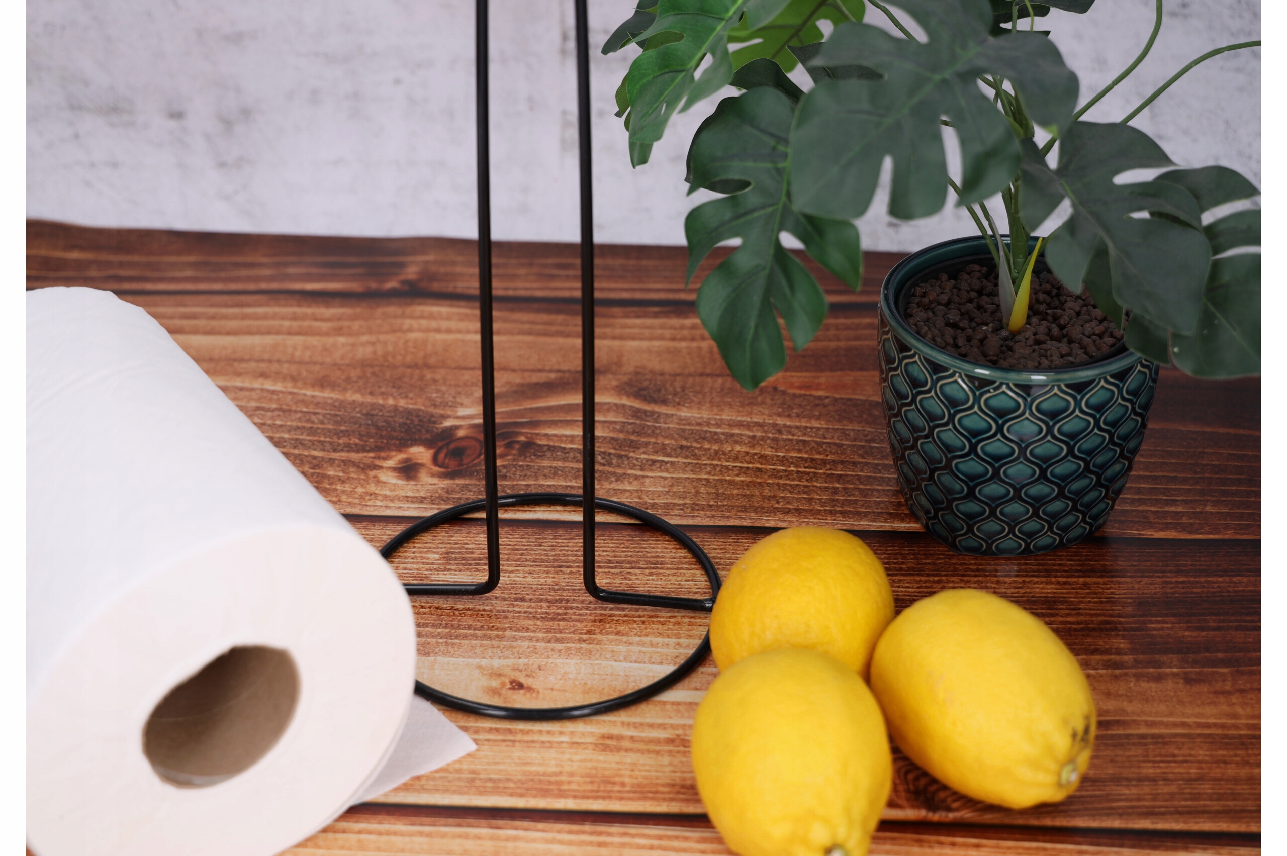 Stojak na ręczniki papierowe czarny metalowy Materiał metal