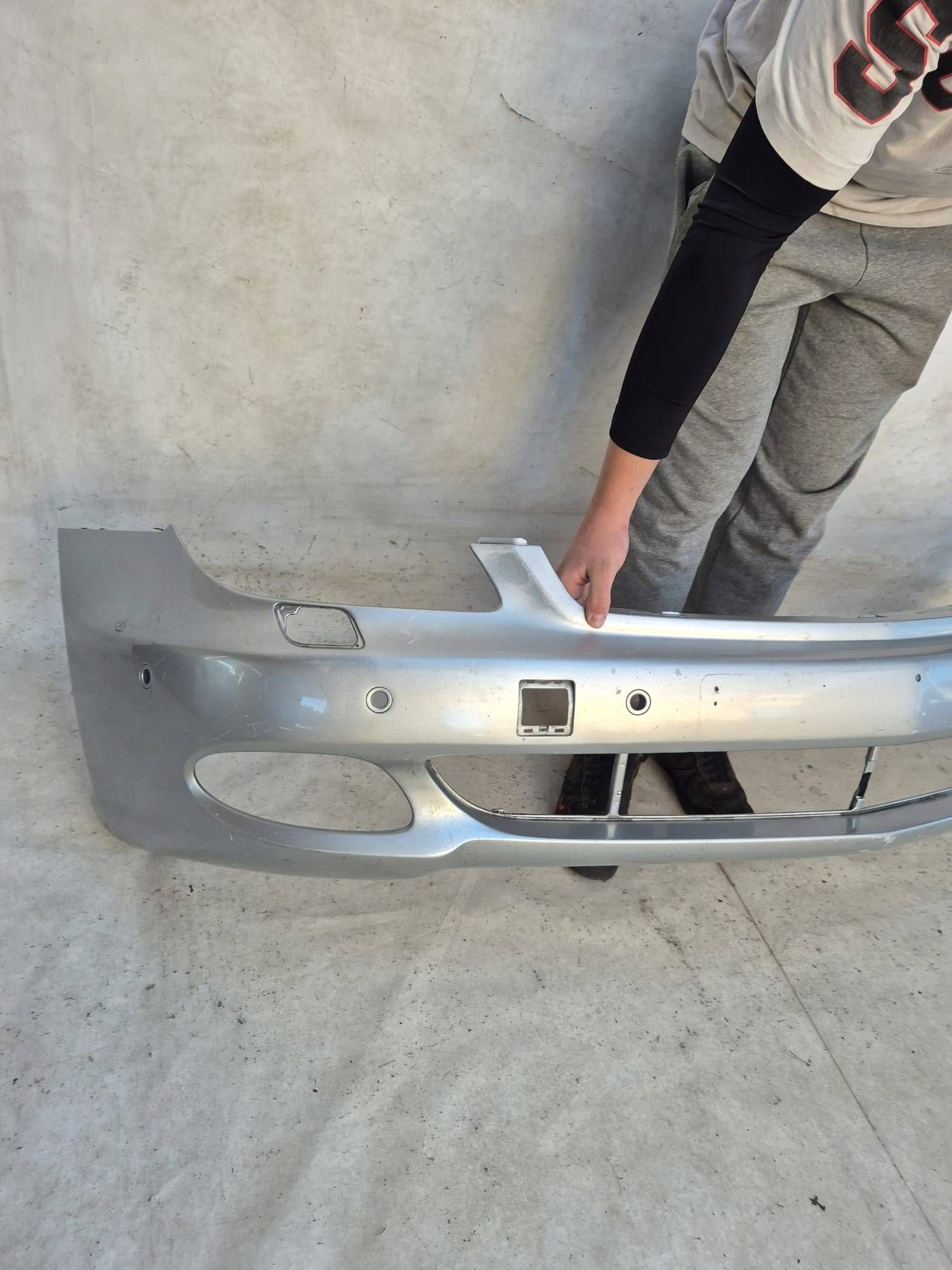 MERCEDES CLS W219 04- bumper front front SPR PDC A2198800040