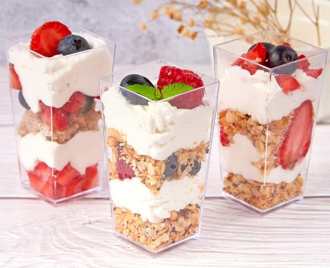 Pojemnik kubeczek PIRAMIDA na desery przekąski fingerfood 85ml 40szt Pojemność naczynia 85 ml