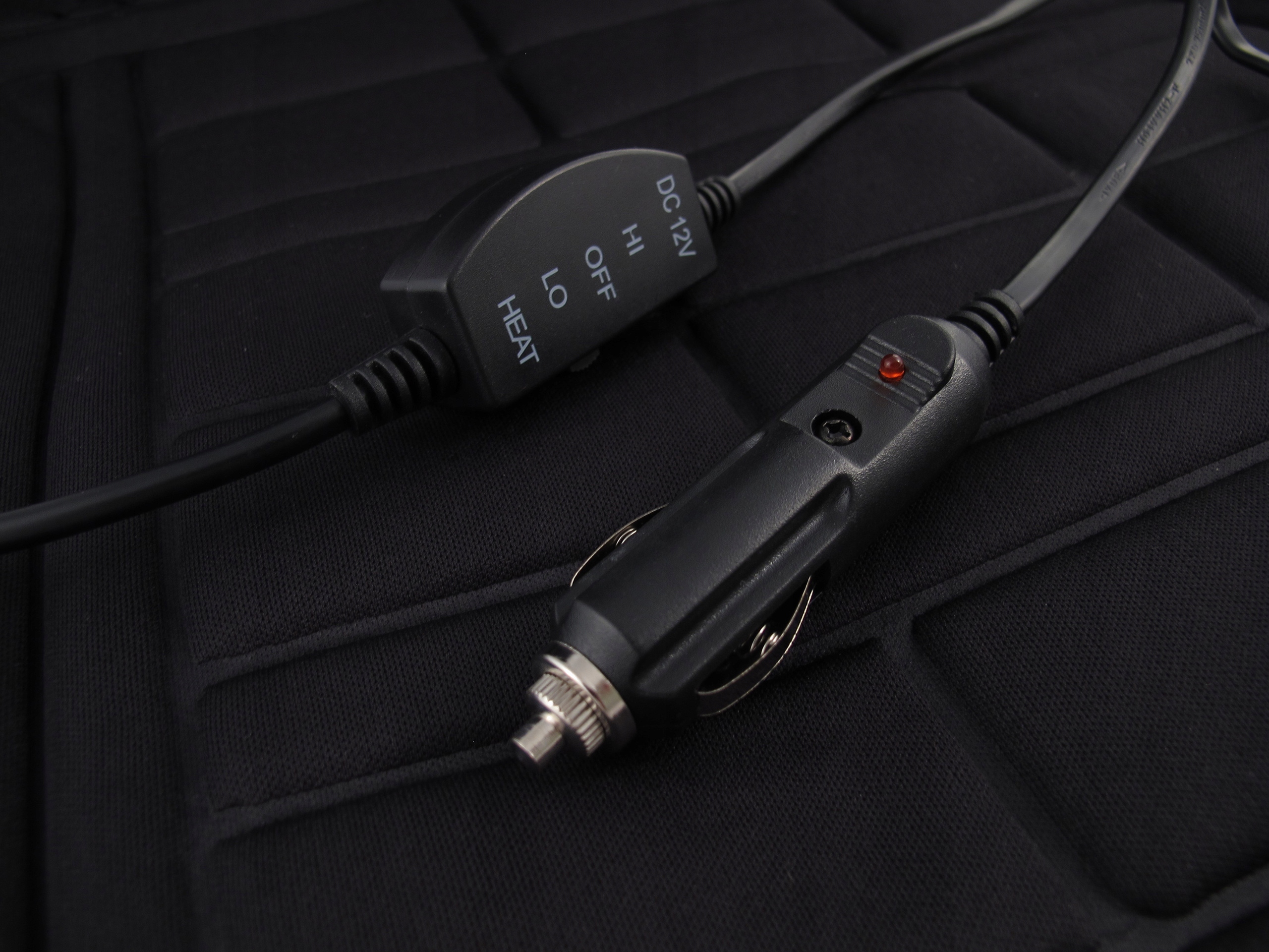 MATA GRZEWCZA NA FOTEL SIEDZENIE PODGRZEWANA 12V Z PILOTEM DO SAMOCHODU Marka Carcommerce