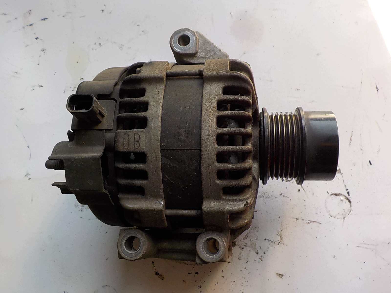 OPEL CORSA E 1.3 CDTI original alternator 0126312030 39007439