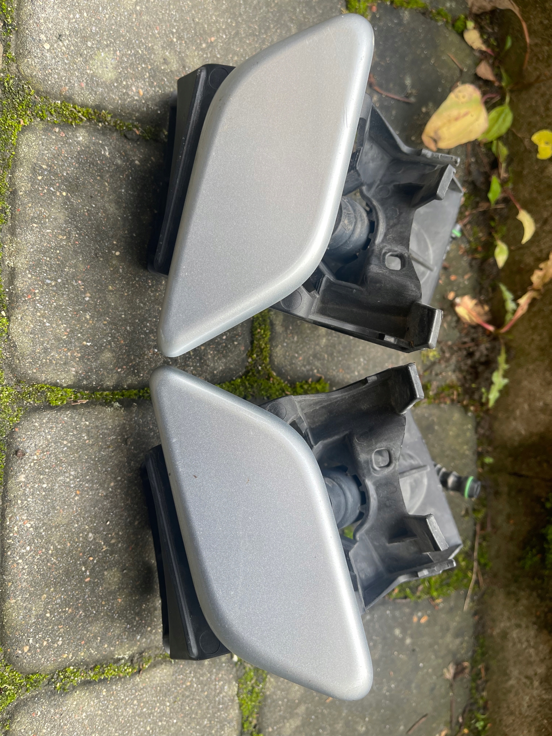 VW Tiguan і шайба лампи оригінал