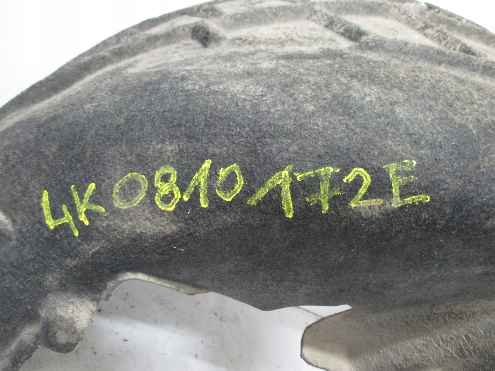 mudguard rear part Audi A6 4K0 4K0810172E 4K0810171E