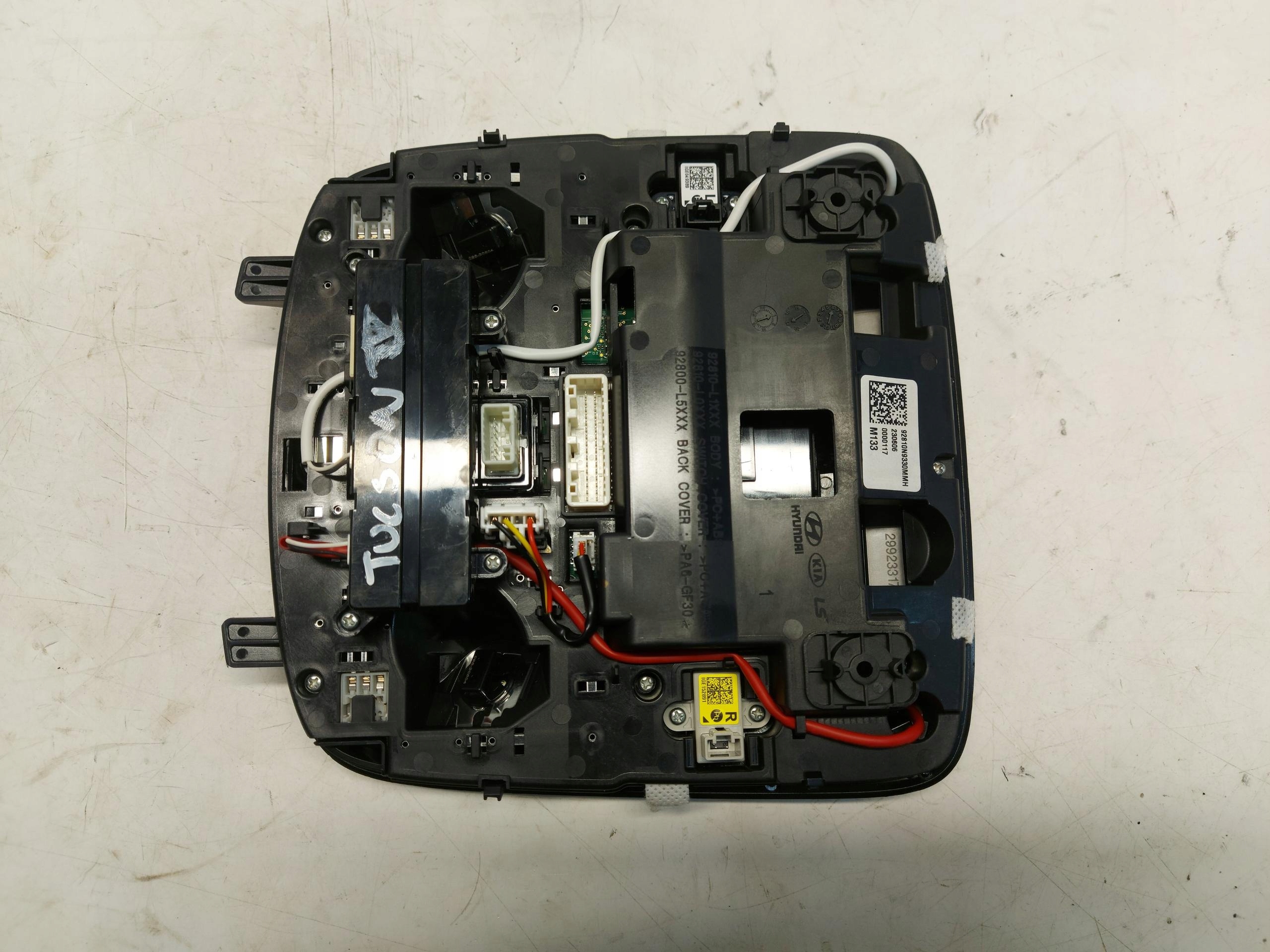 Hyundai Tucson IV light OSWIETLENIE cabs