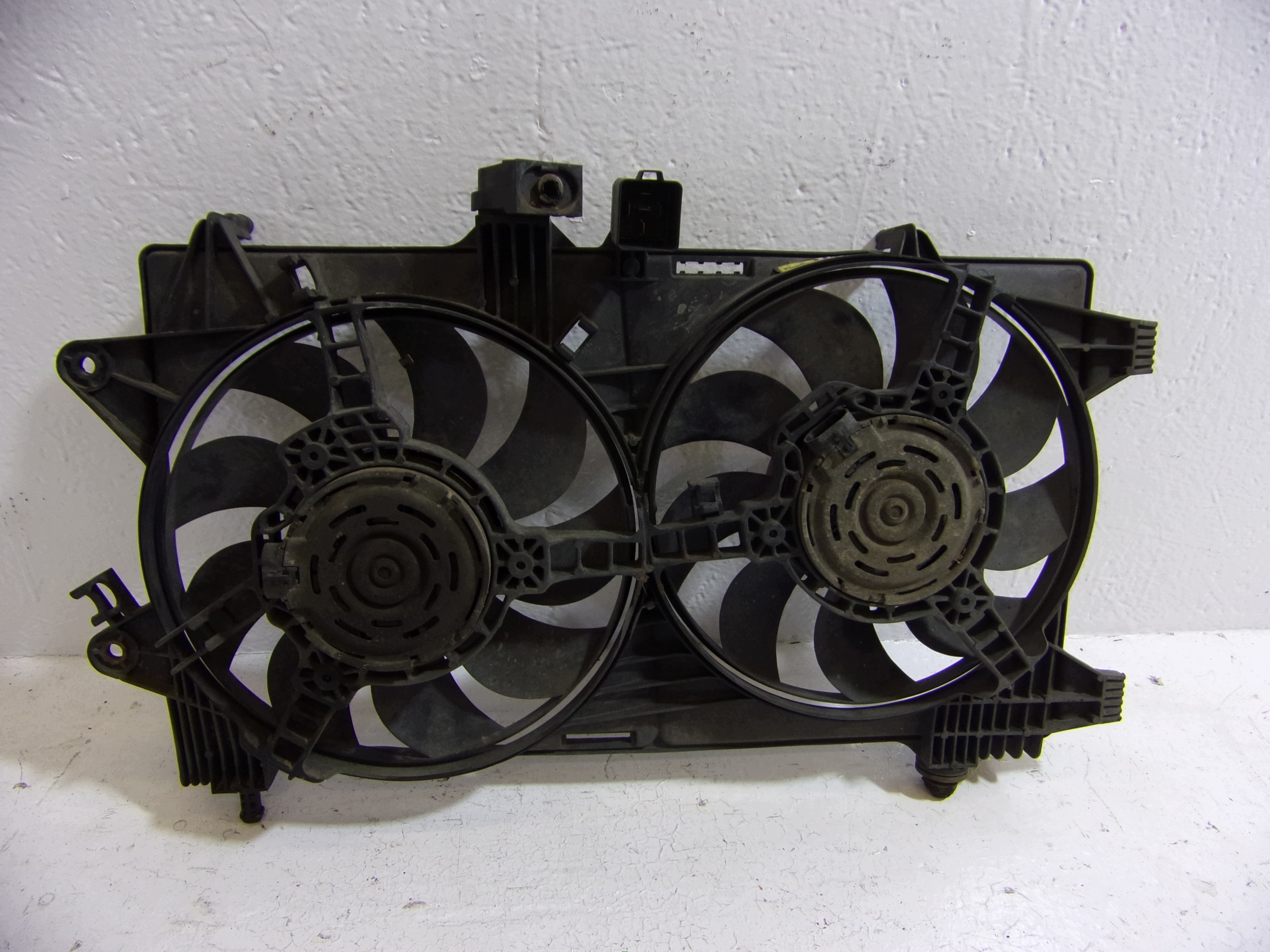 ventilátor chladiče FIAT IDEA 1,9 JTD