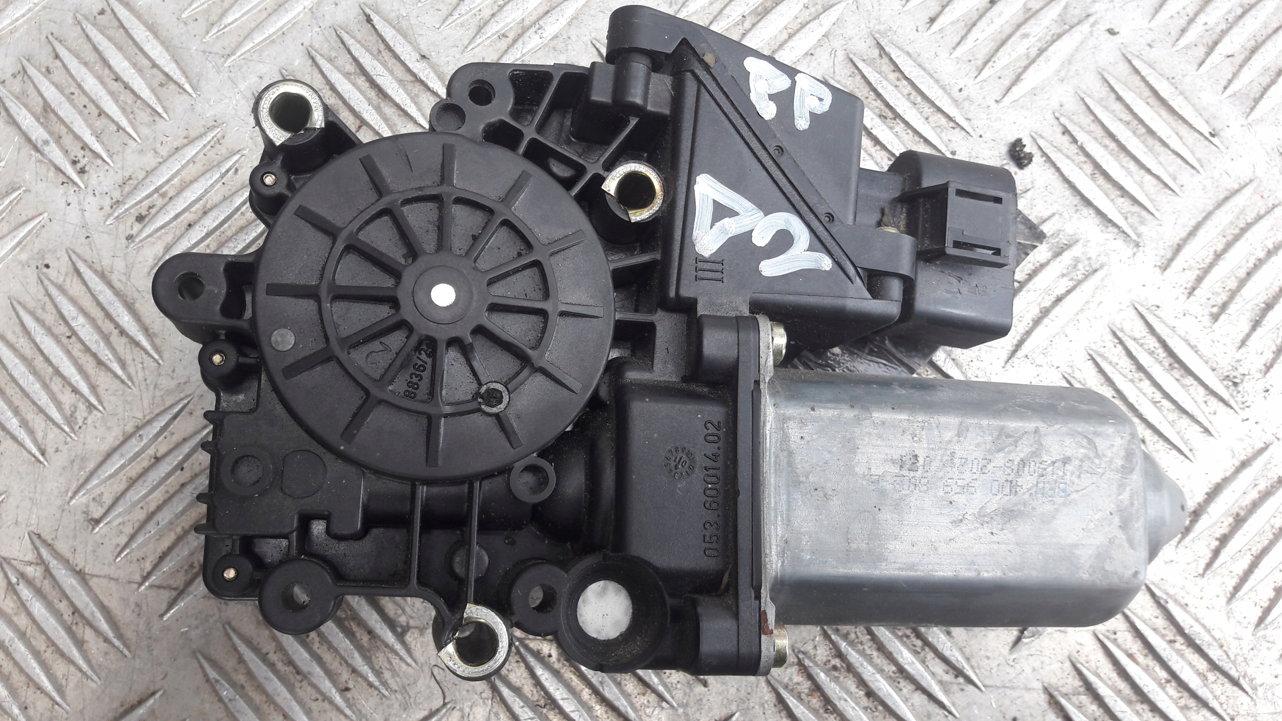 AUDI A8 D2 mini motor windows right front 4D0959802E