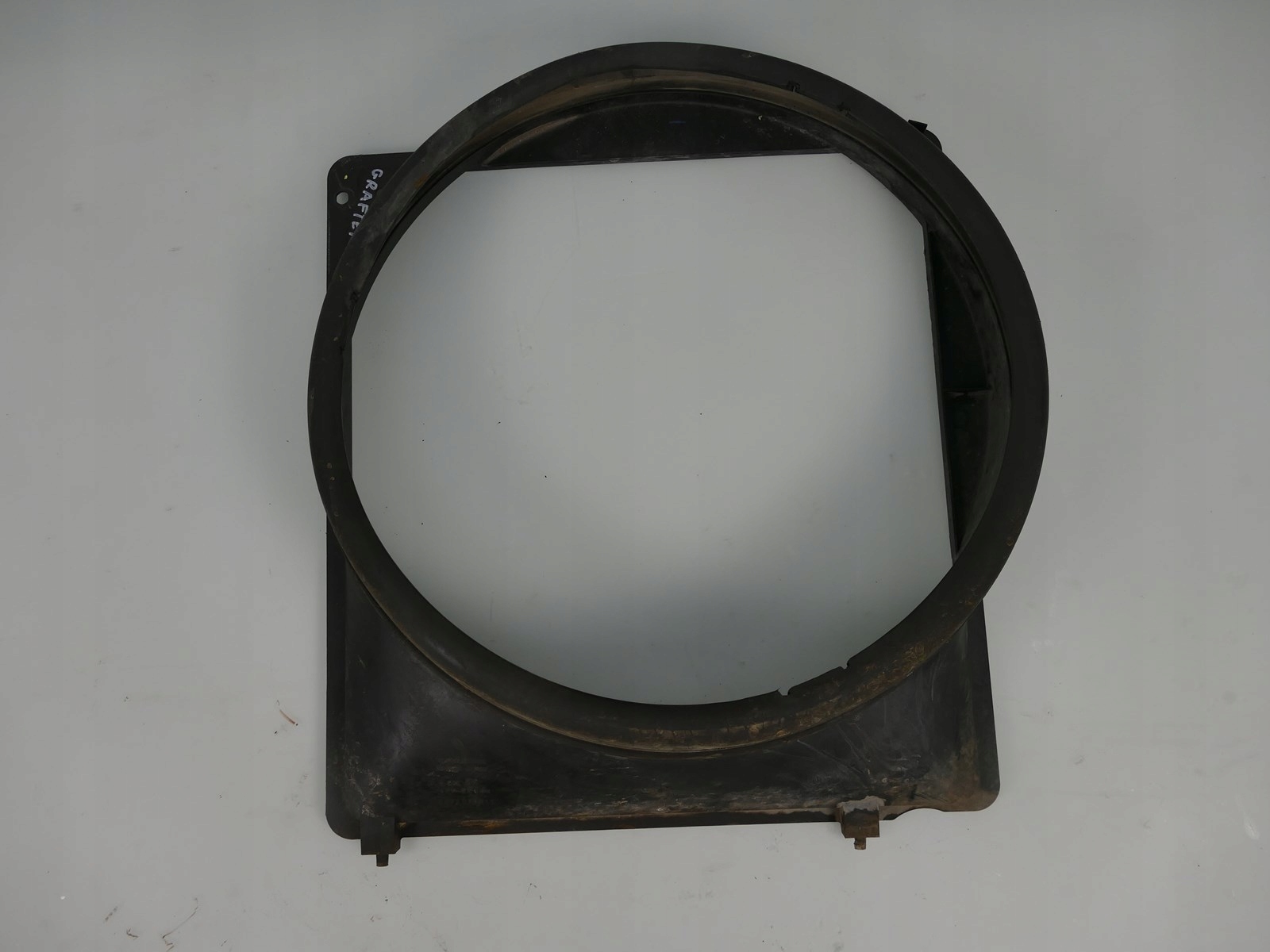 897387081Y - Isuzu GRAFTER N35 3.0 кришка вентилятора радіатора