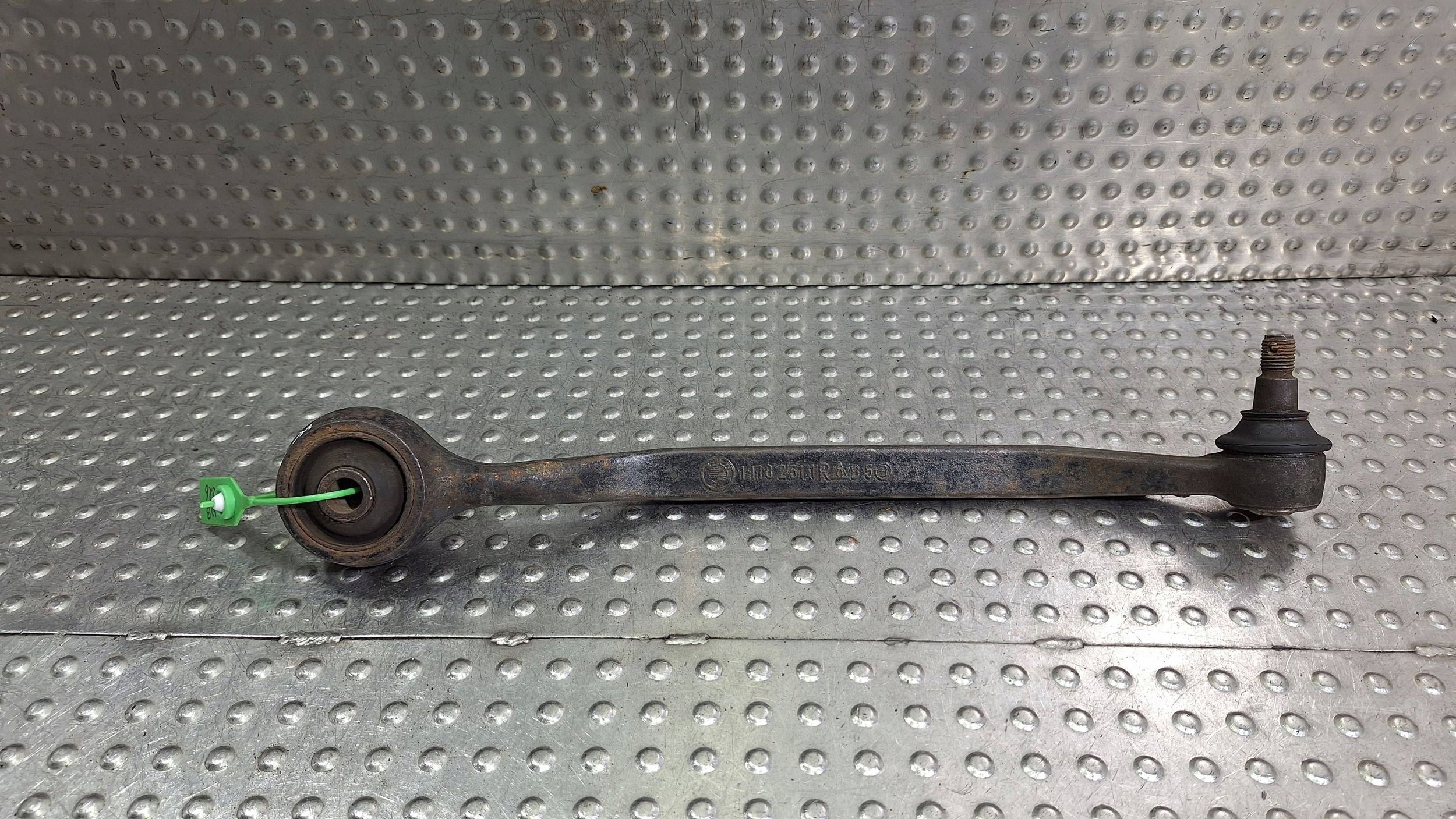 Querlenker rechts vorne 11182511R BMW 7 E23