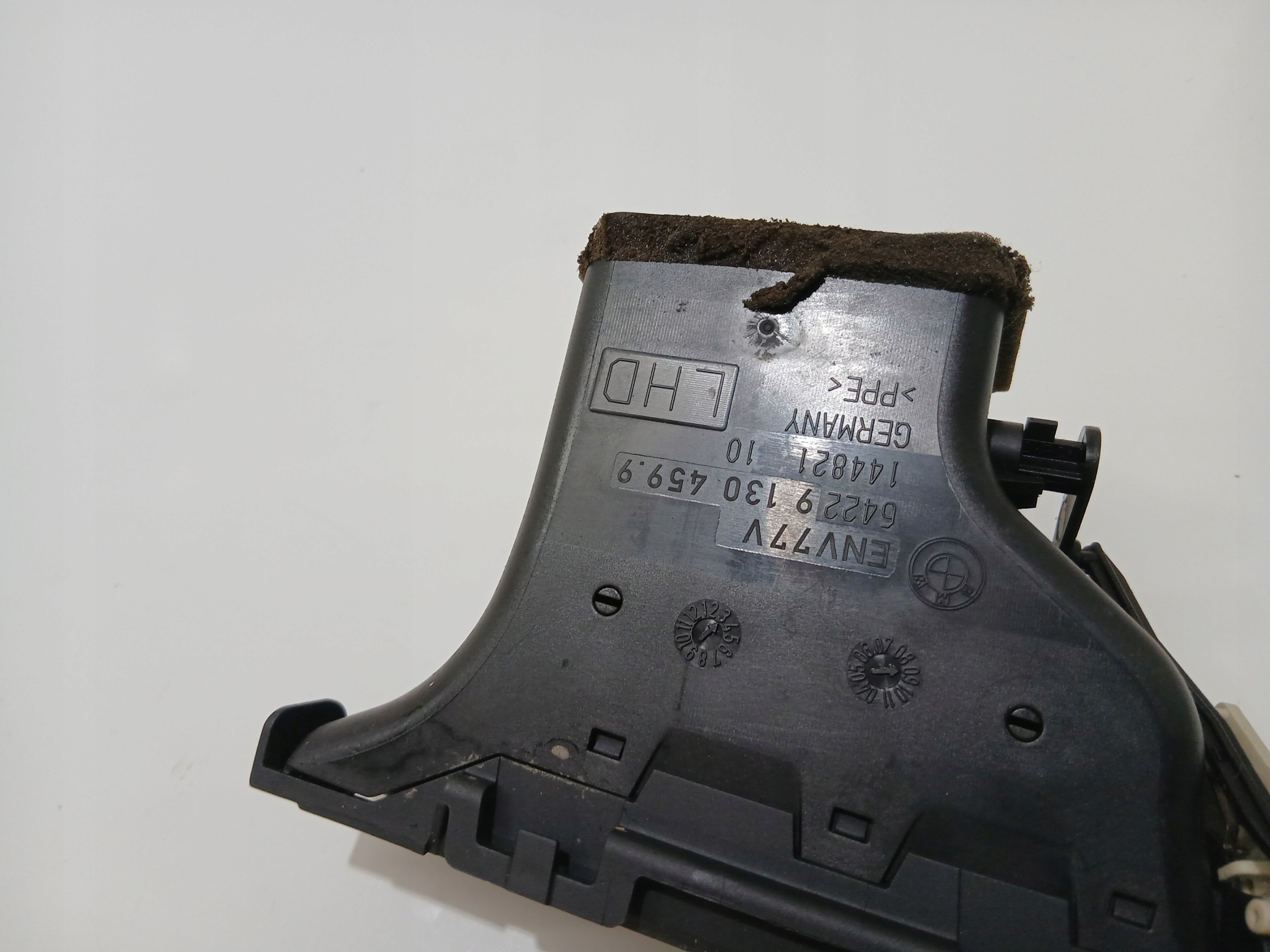 grid air conditioning devices left BMW E91 LCI EU 9130459
