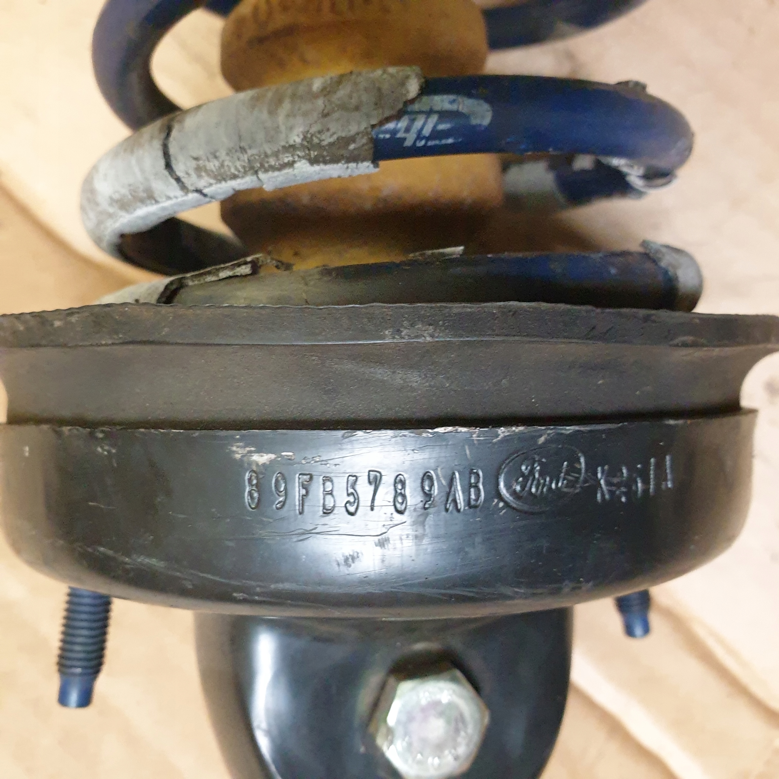 shock absorber rear FORD ESCORT FIESTA OE