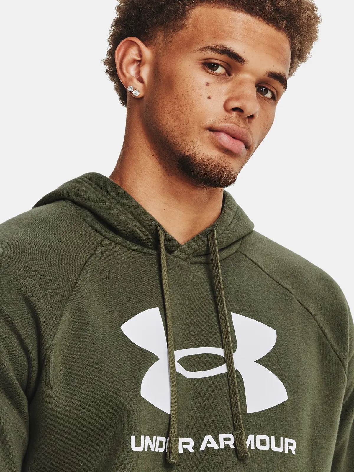 BLUZA MĘSKA Z KAPTUREM UNDER ARMOUR DRESOWA SPORTOWA BAWEŁNA 1379758 Wzór dominujący bez wzoru