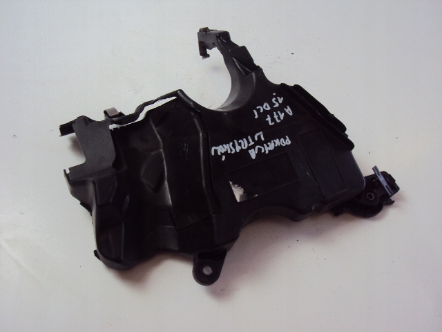 POKRYWA WTRYSKIWACZY MERCEDES A KLASA W177 1 5 DCI