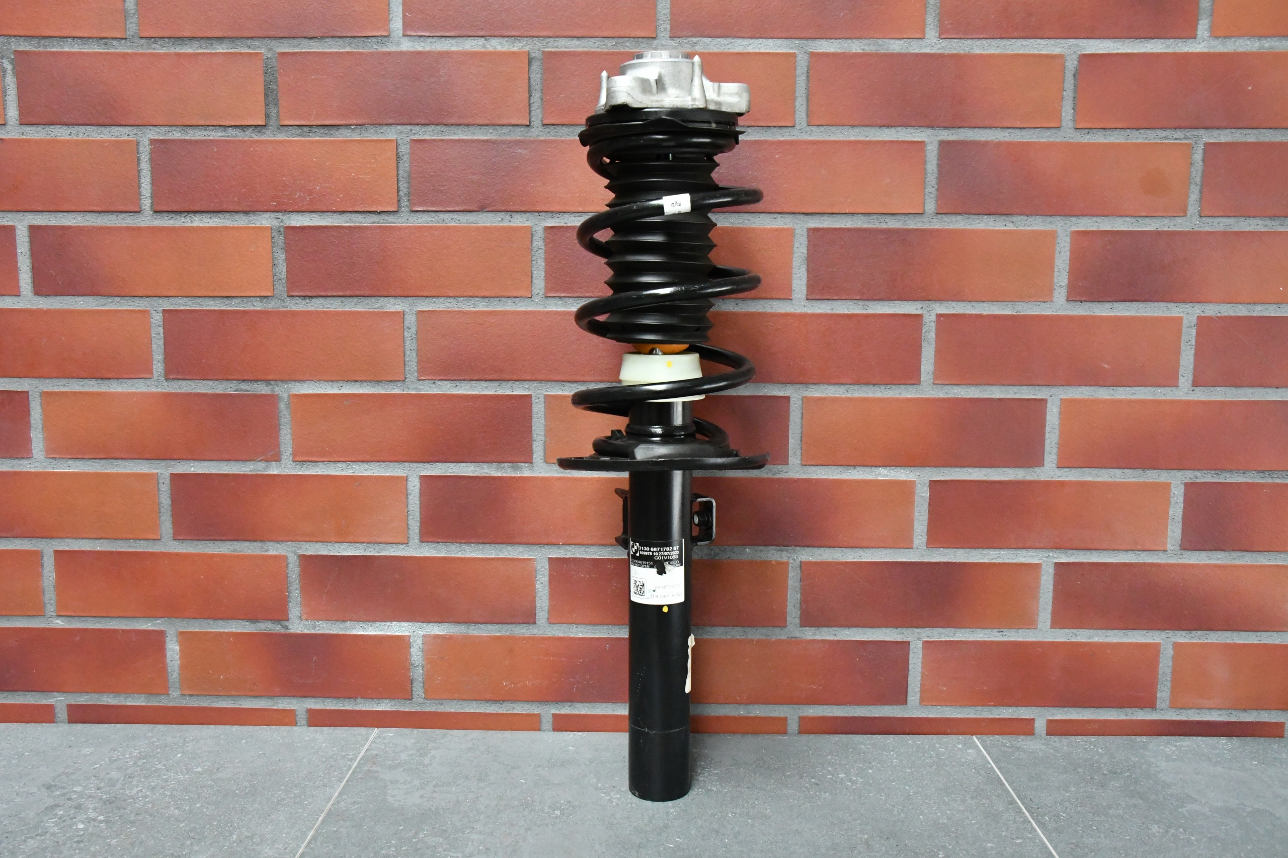 shock absorber right front front BMW X3 G01 X4 G02 6871782 12km DEMONTAZ