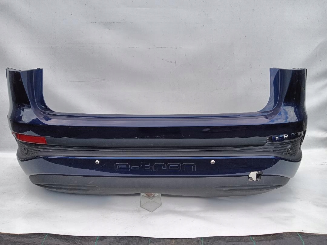 ZDERZAK TYŁ TYLNY AUDI Q4 E-TRON 89A807301A