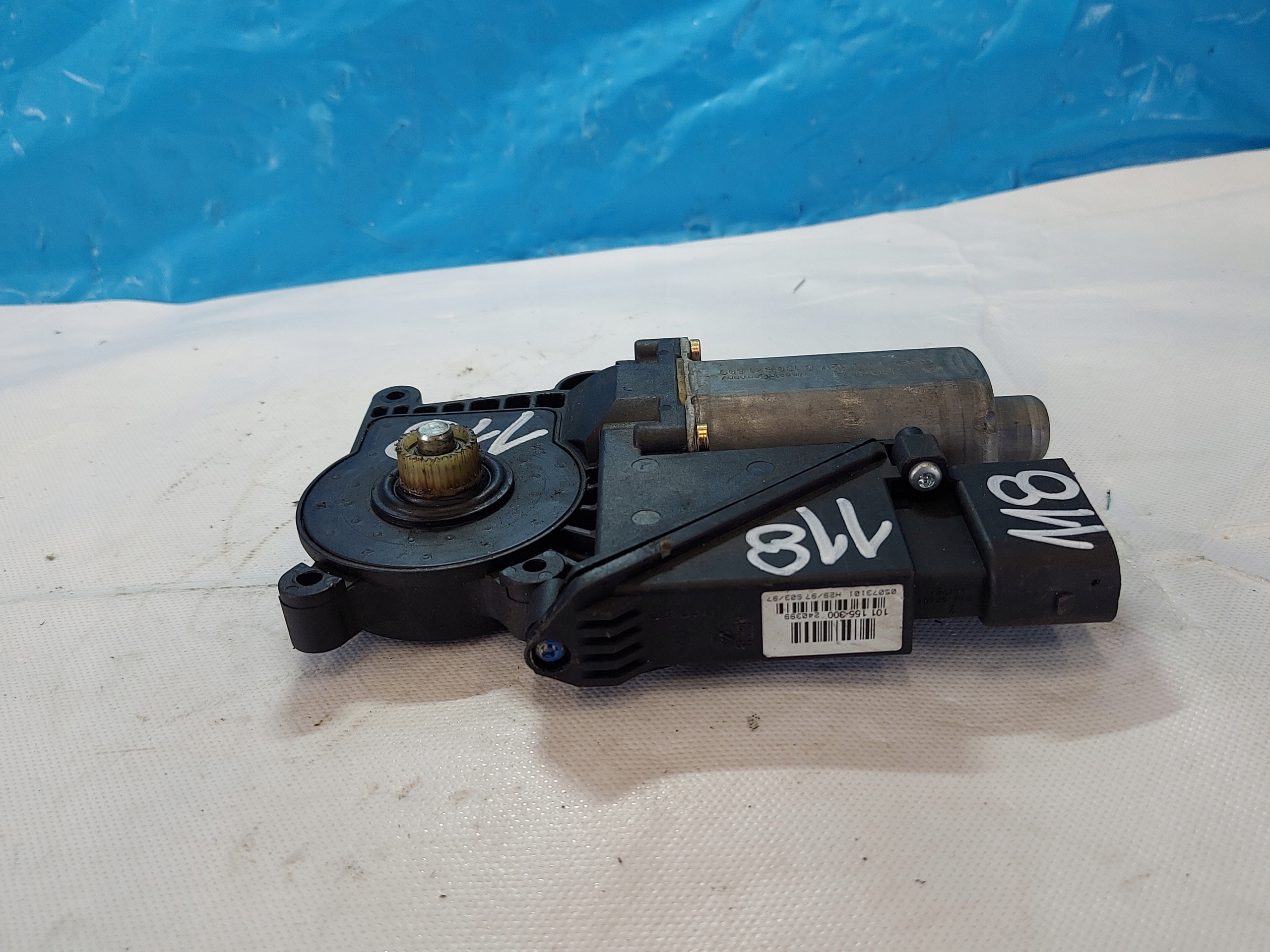 engine lifting windows MERCREDES W168 101155300 left front