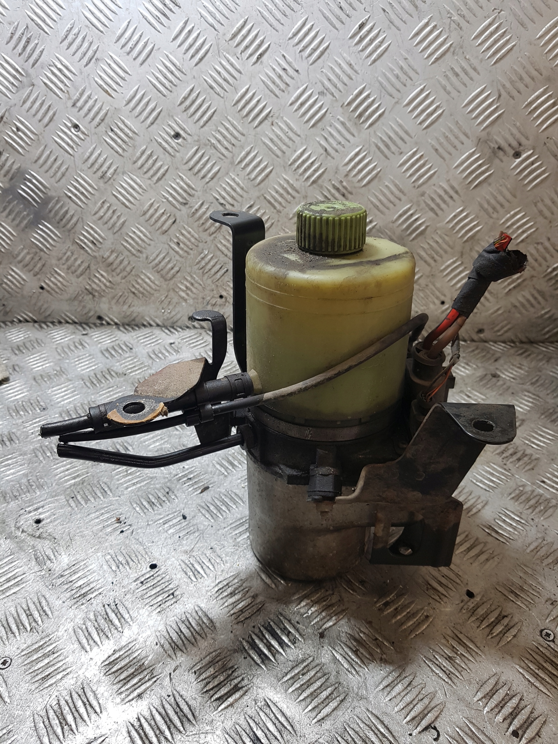 servo pump electrical SEAT IBIZA 3 6Q0423156AB