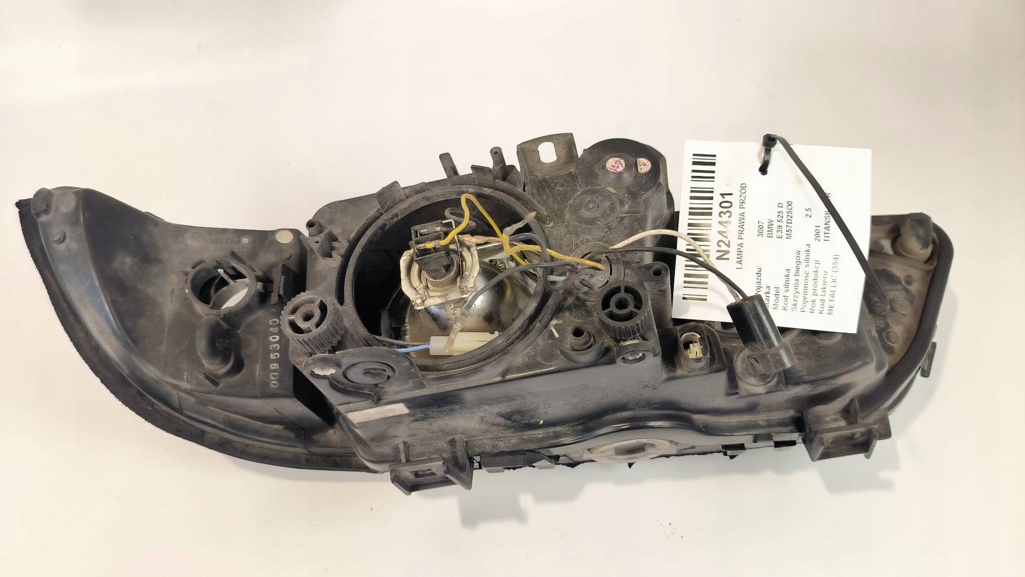 světlo pravá předek BMW E39 525 D