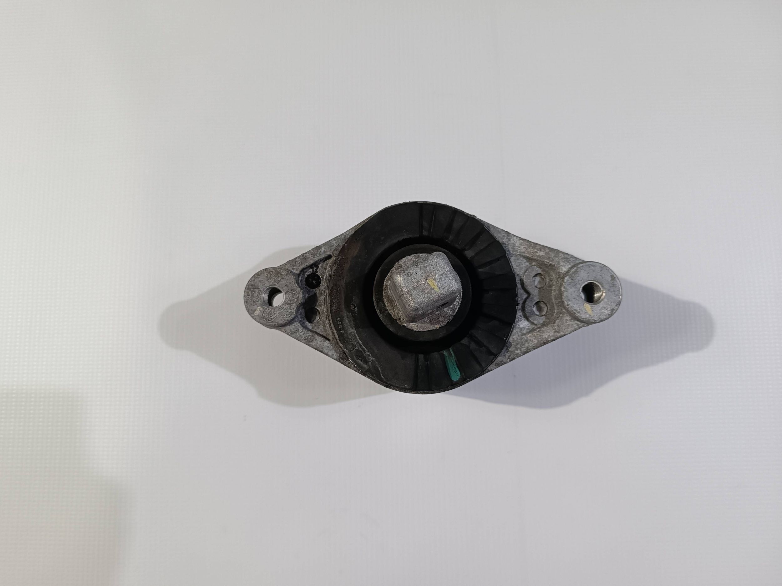 engine mount airbag right Maserati Ghibli (M157) 3.0L 2013