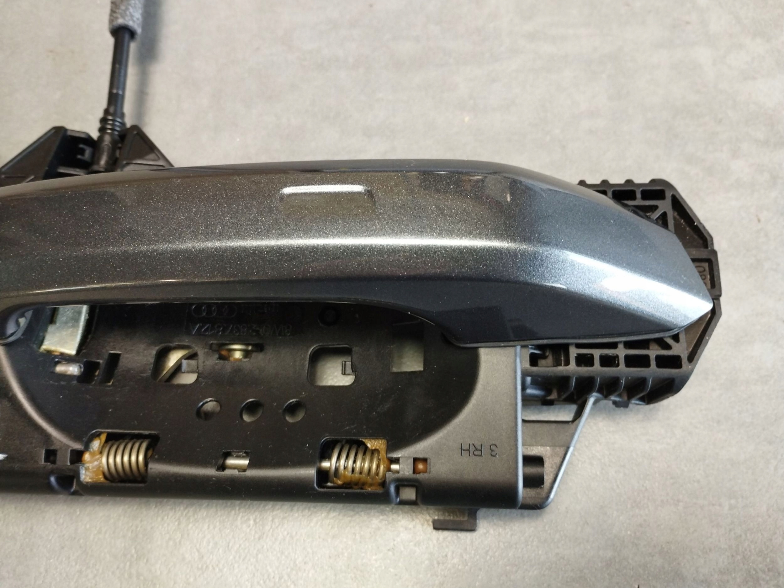 Audi A4 S4 B9 8W handle exterior right rear 8W0837812A LZ7S