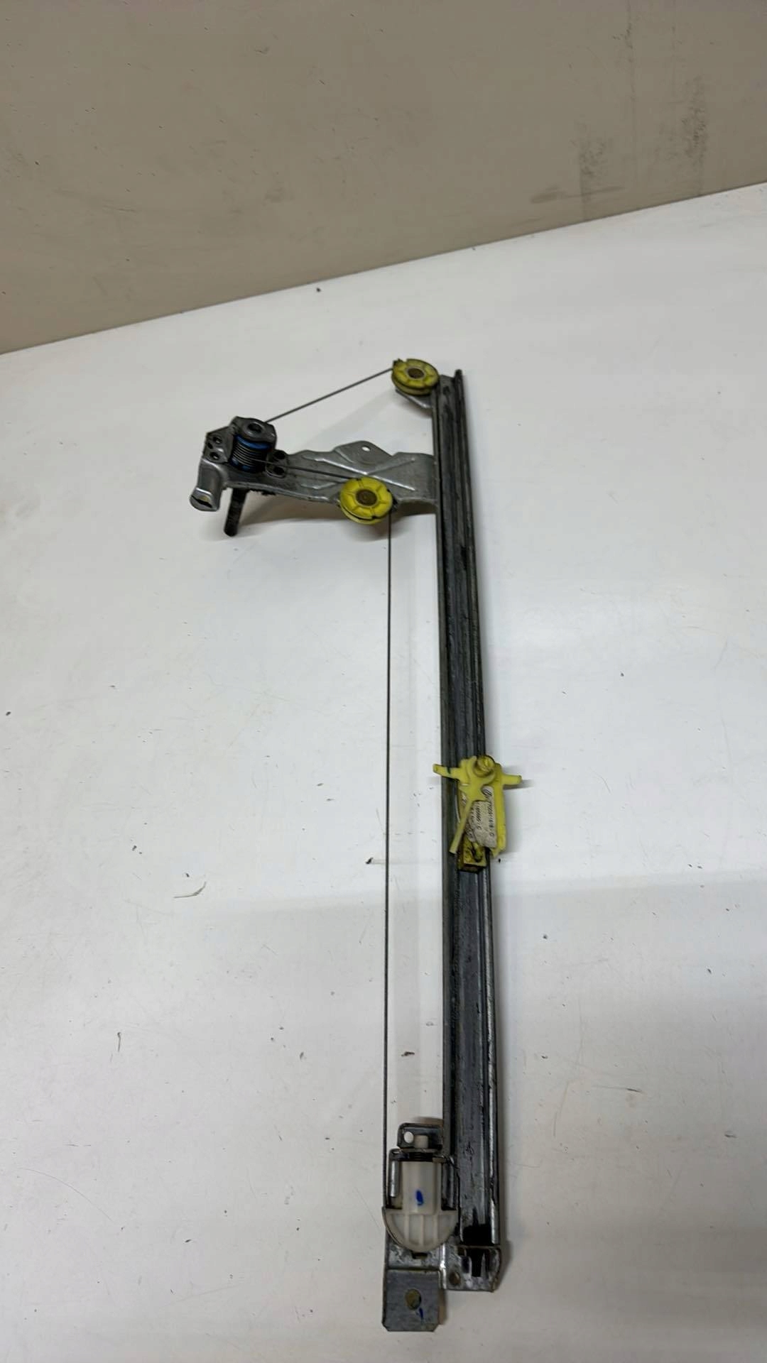 window regulator OPEL VIVARO TRAFIC PRIMASTAR 7700311818 left