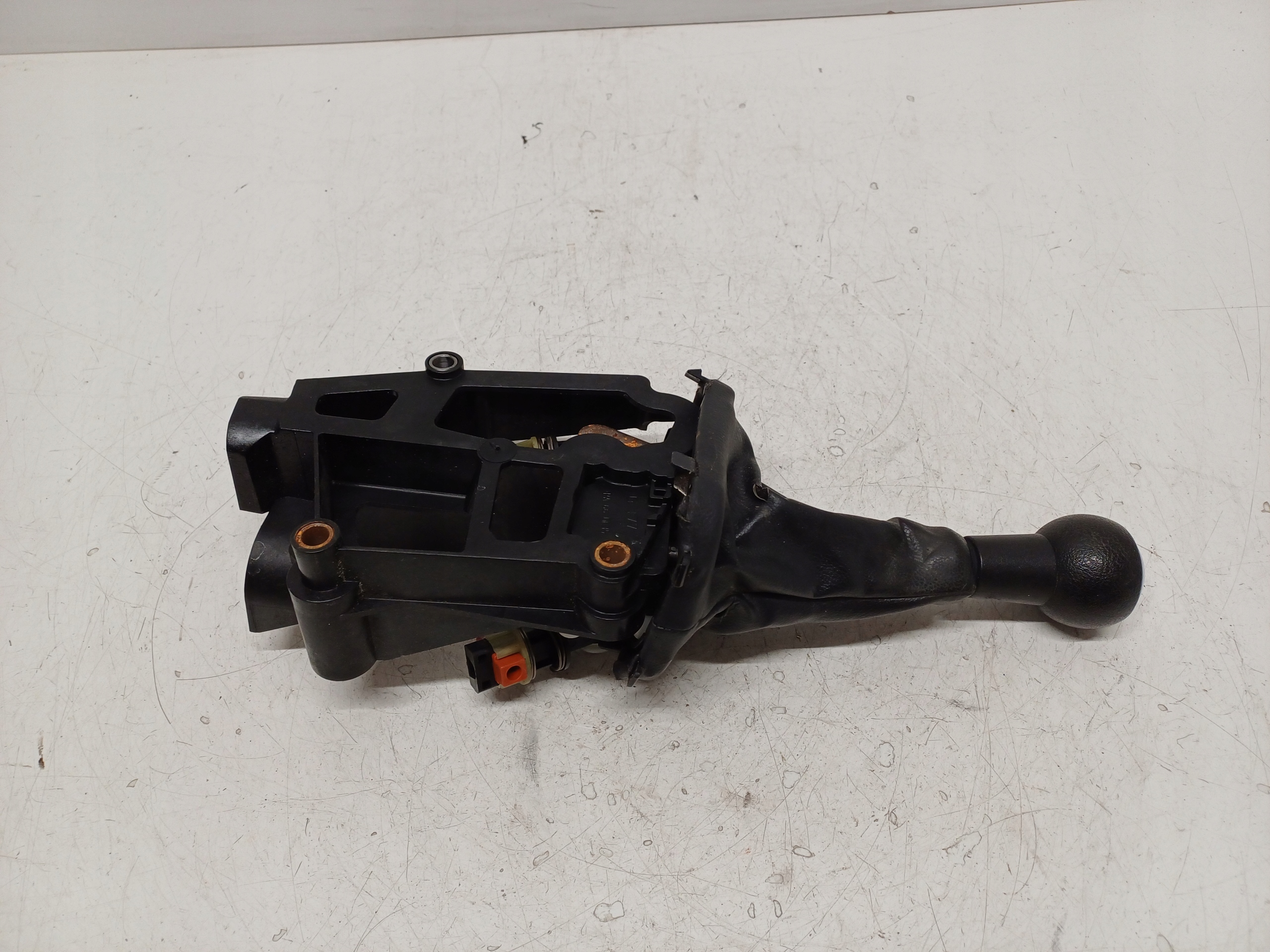 CITROEN C3 PICASSO 08- 1.4 VTI LEWAREK WYBIERAK BIEGÓW 9688833580