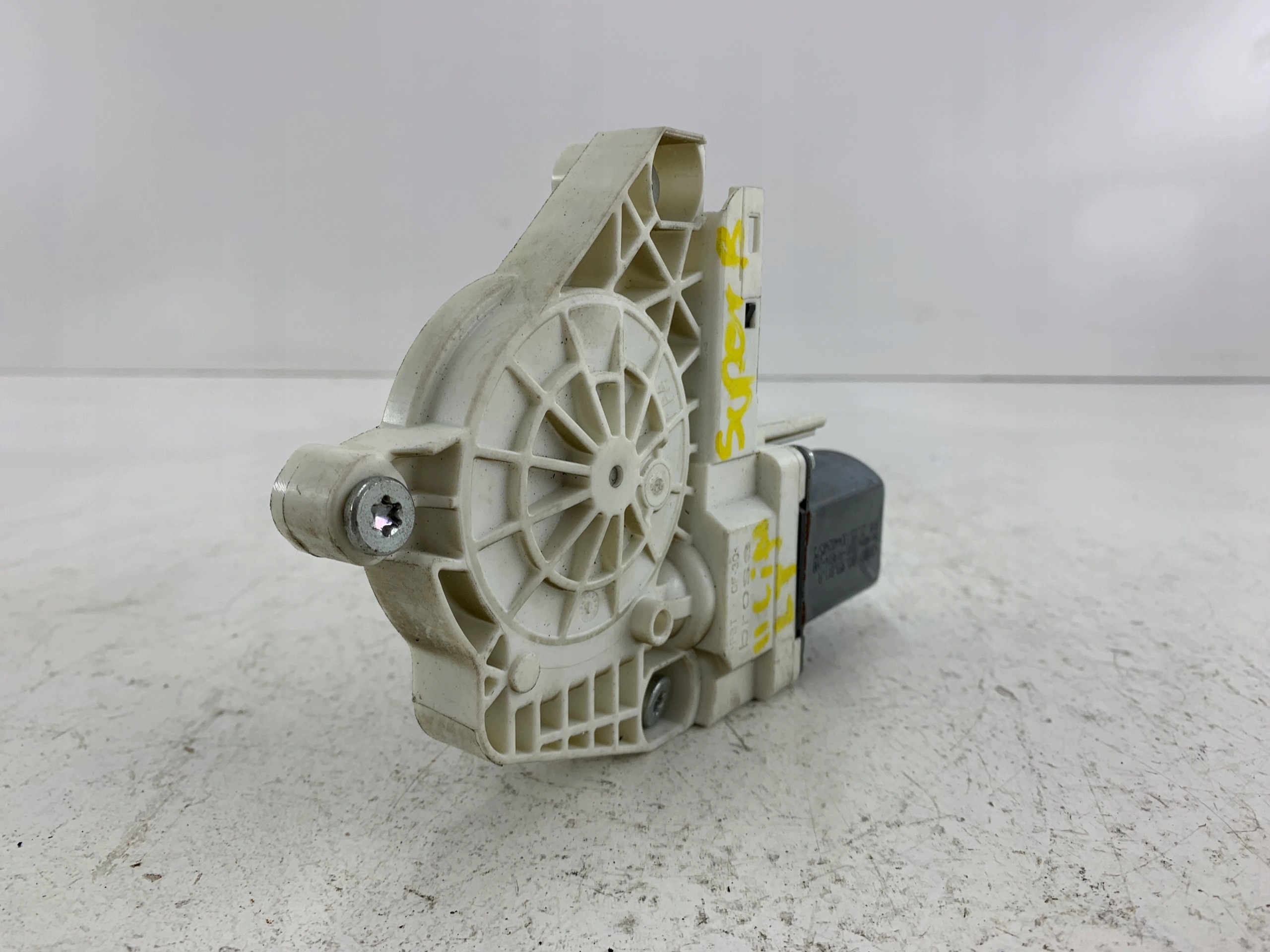 AUDI A4 B8 mini motor windows left rear part 8K0959811A