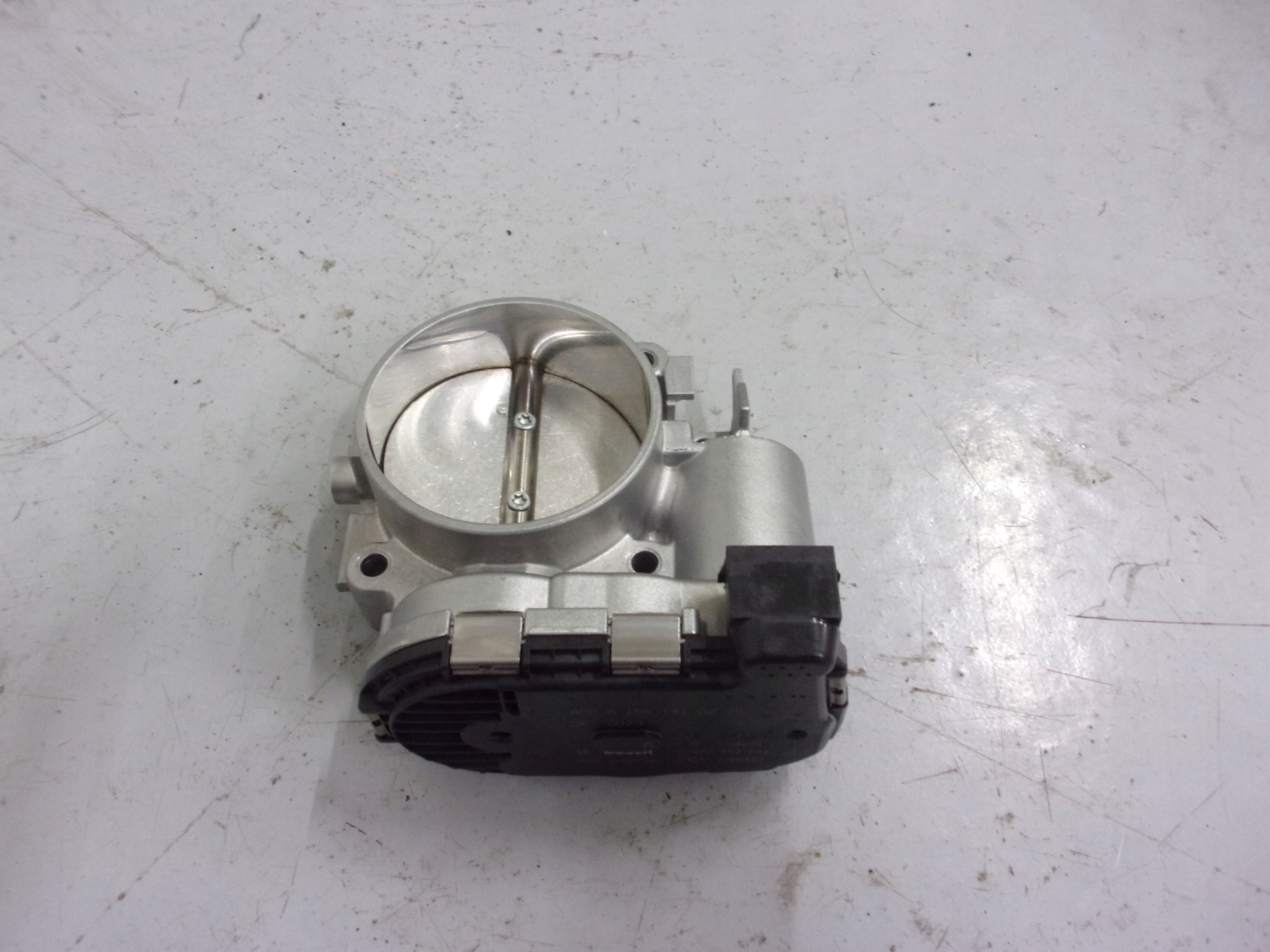 MERCEDES W211 E211 E 63 AMG M156 Valvola a farfalla A1561410225