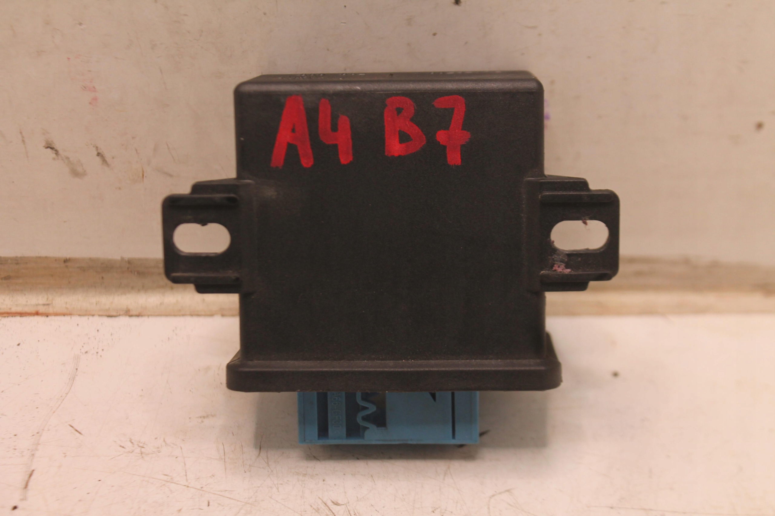 modul Bedienteil Leuchten 4F0907357F AUDI A4 B7 04-08