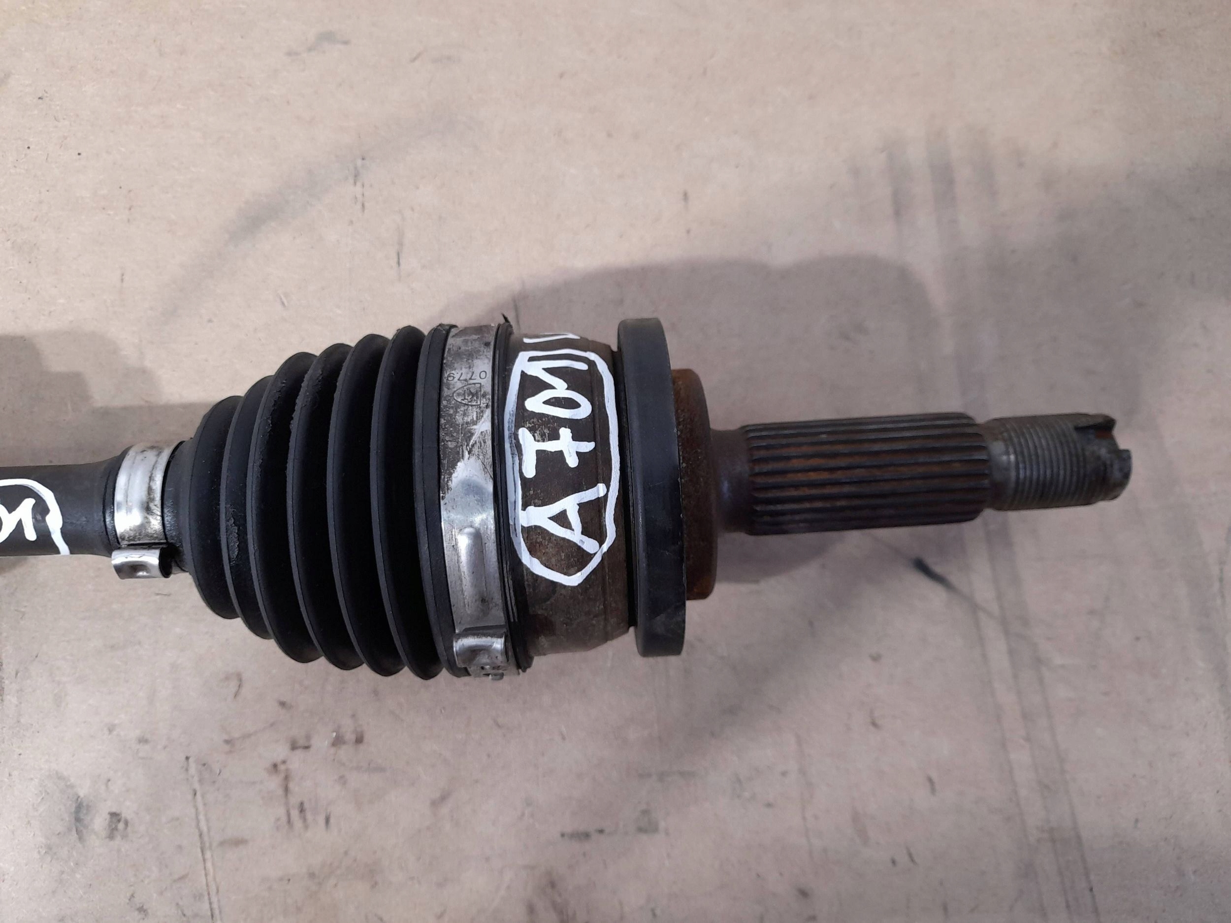 KIA Picanto III 1,0 MPI semi-axis front right 49501G6000 (A701)