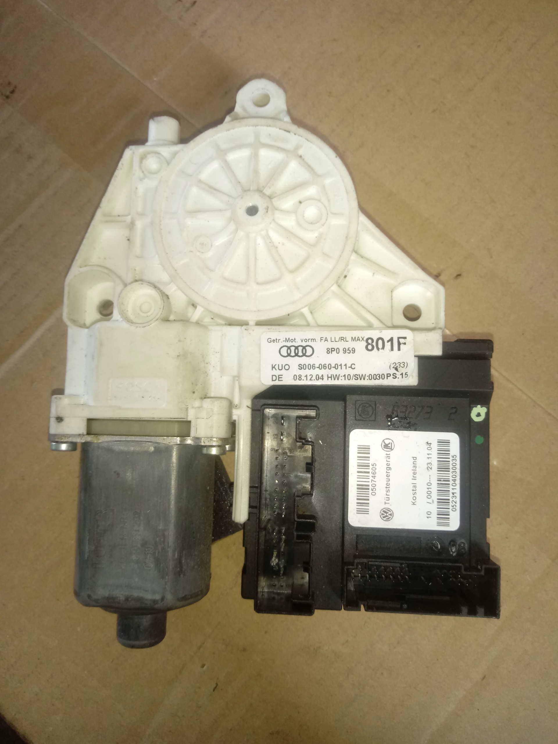 Склопідйомник лівий передній AUDI A3 8P Європа ЄС